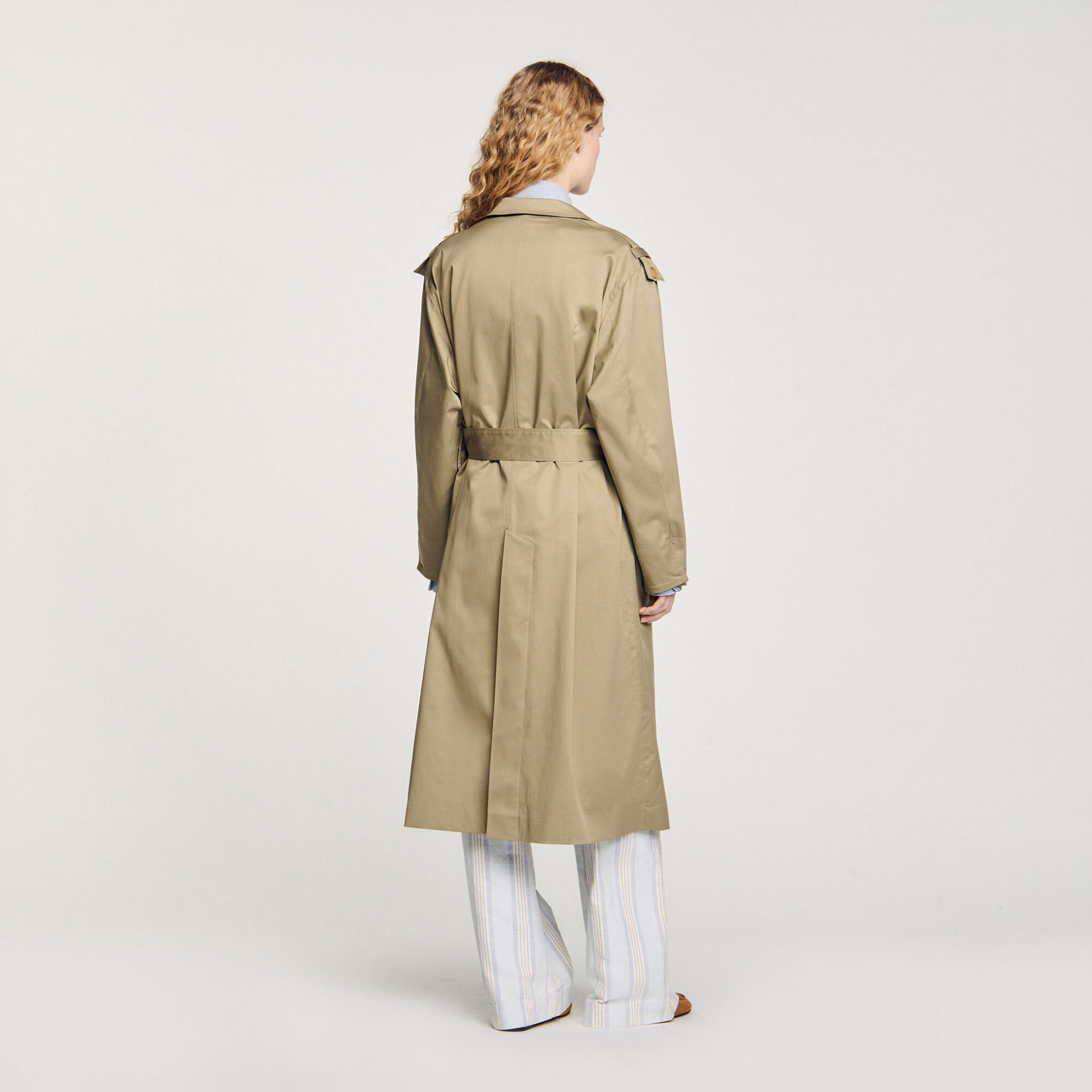 Gabardina con cintur&oacute;n - Mujer | Sandro