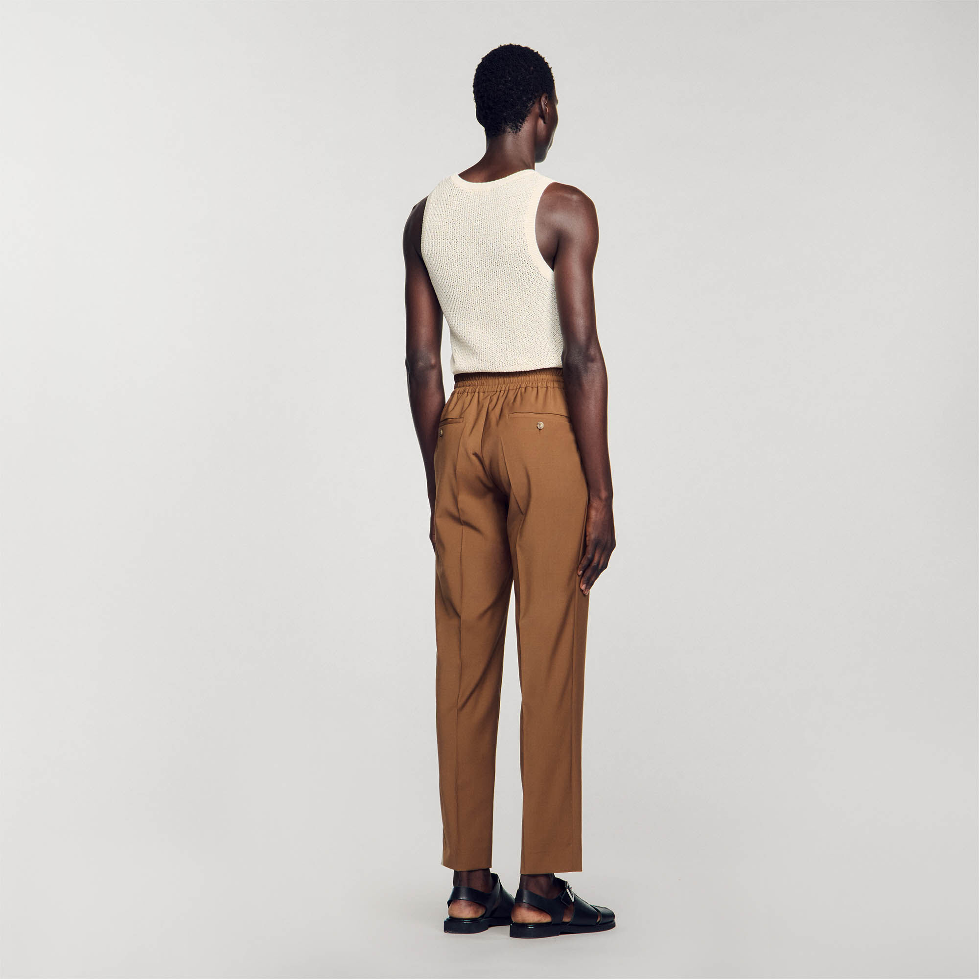 Pantalón recto elástico