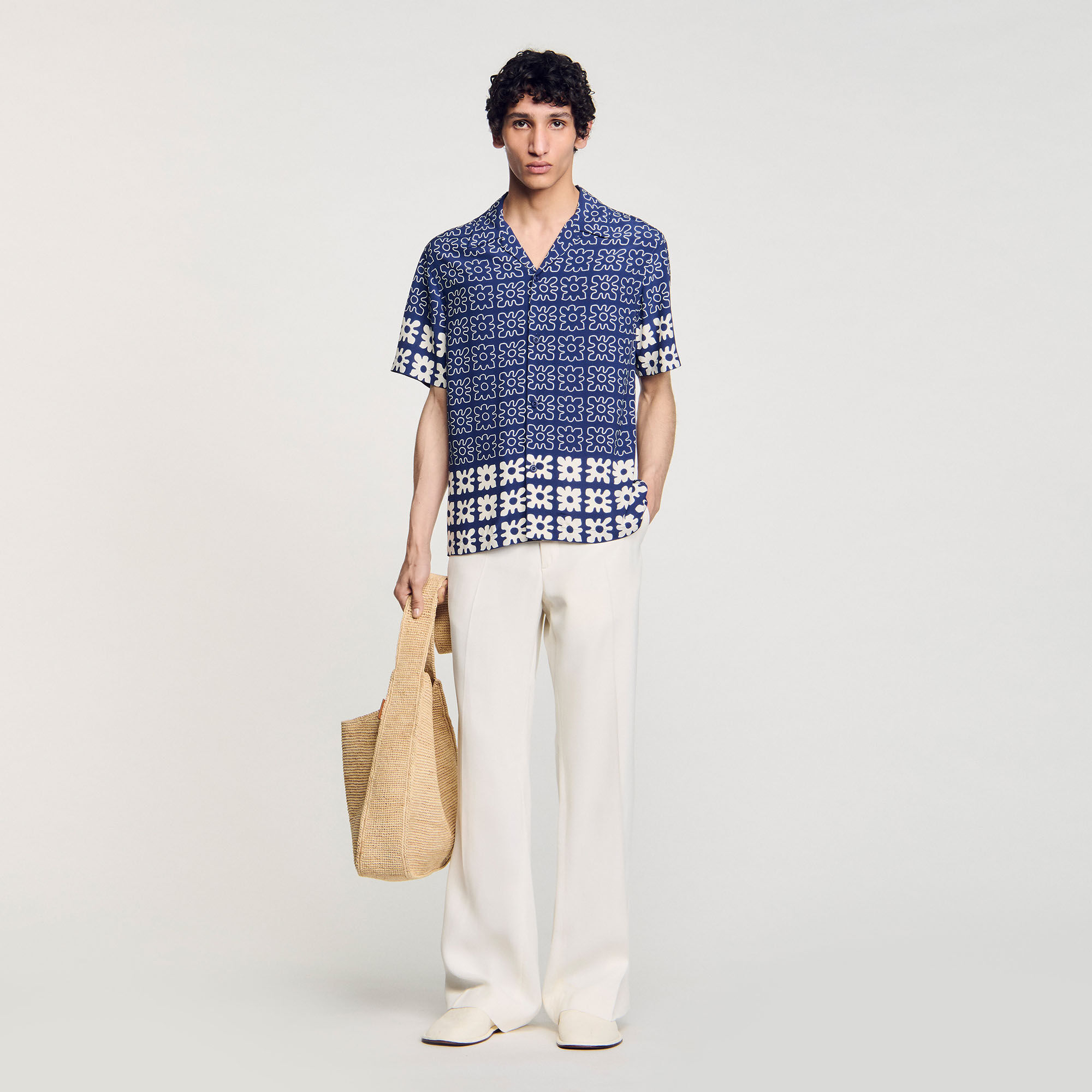 Camisa con estampado floral