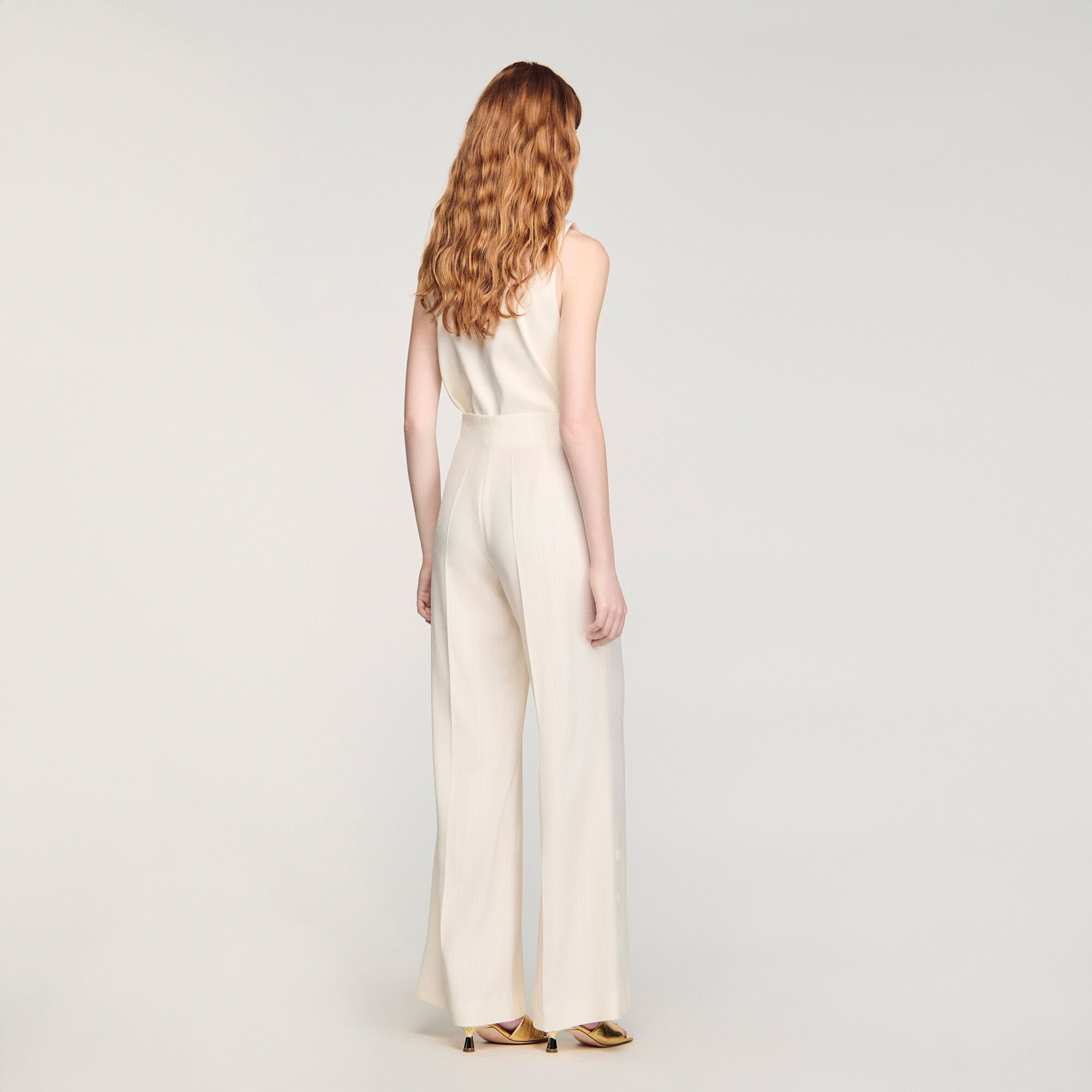 Pantal&oacute;n recto botones laterales