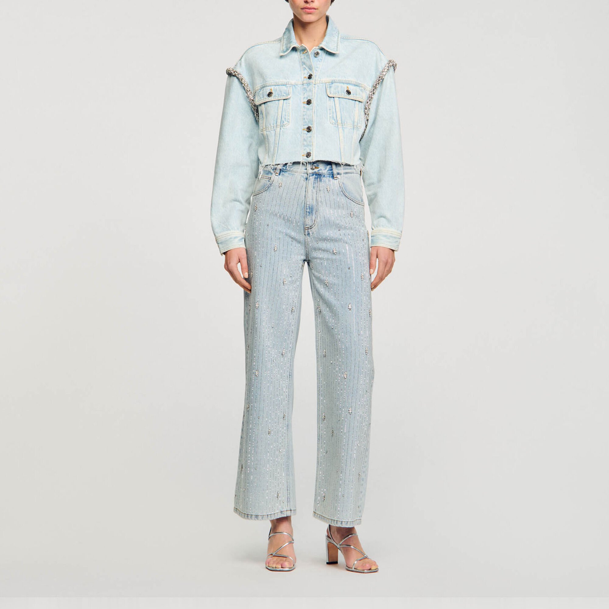 Cazadora vaquera corta