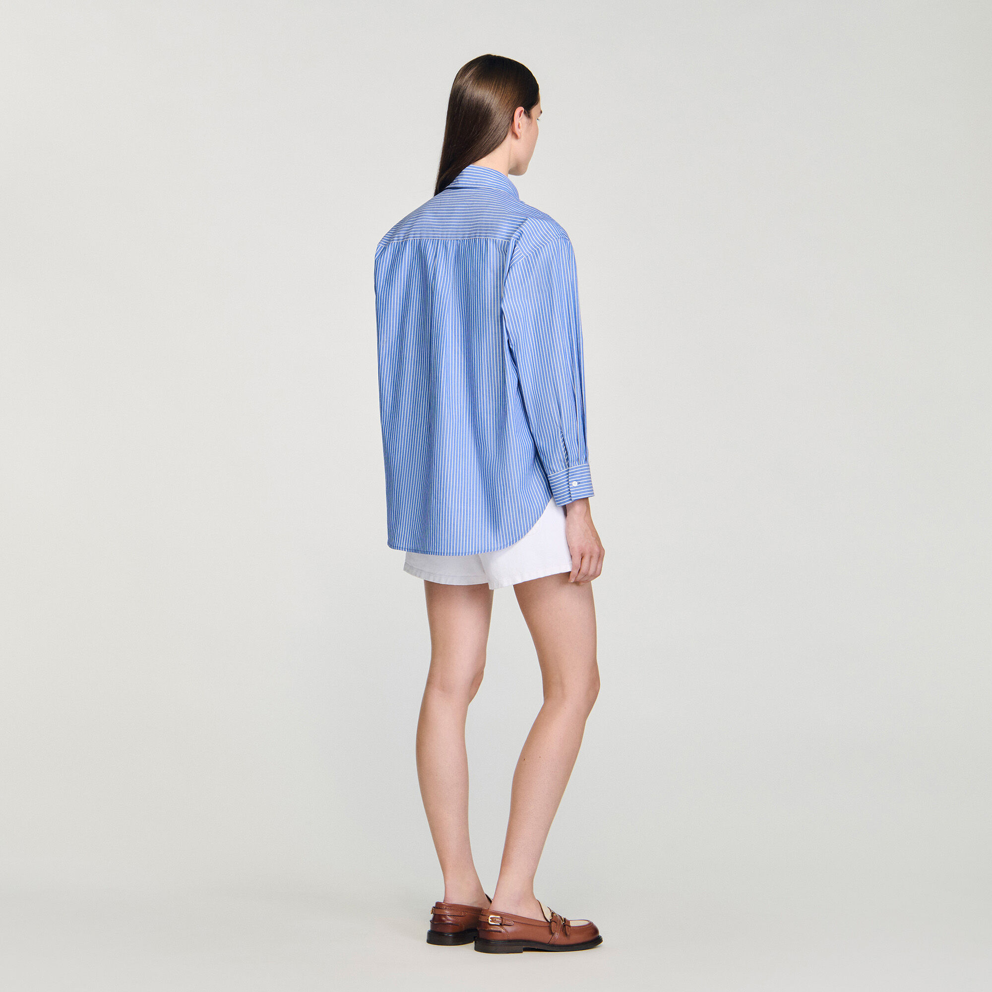 Camisa oversize con lazo