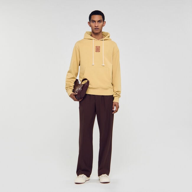Sudadera con parche de cuero