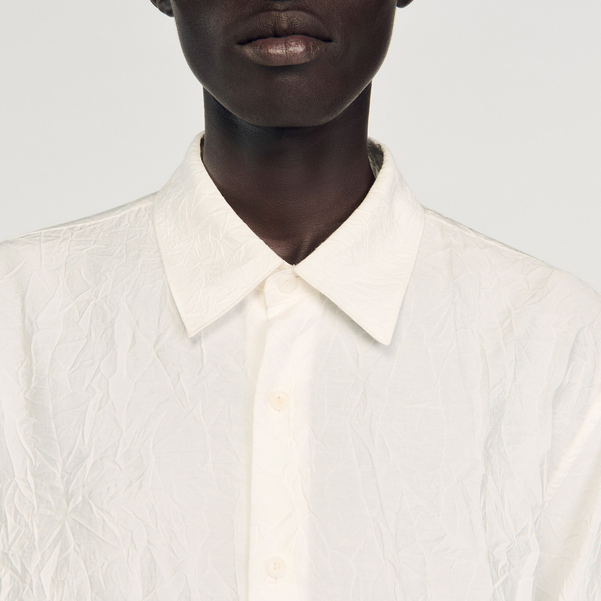 Camisa efecto arrugado