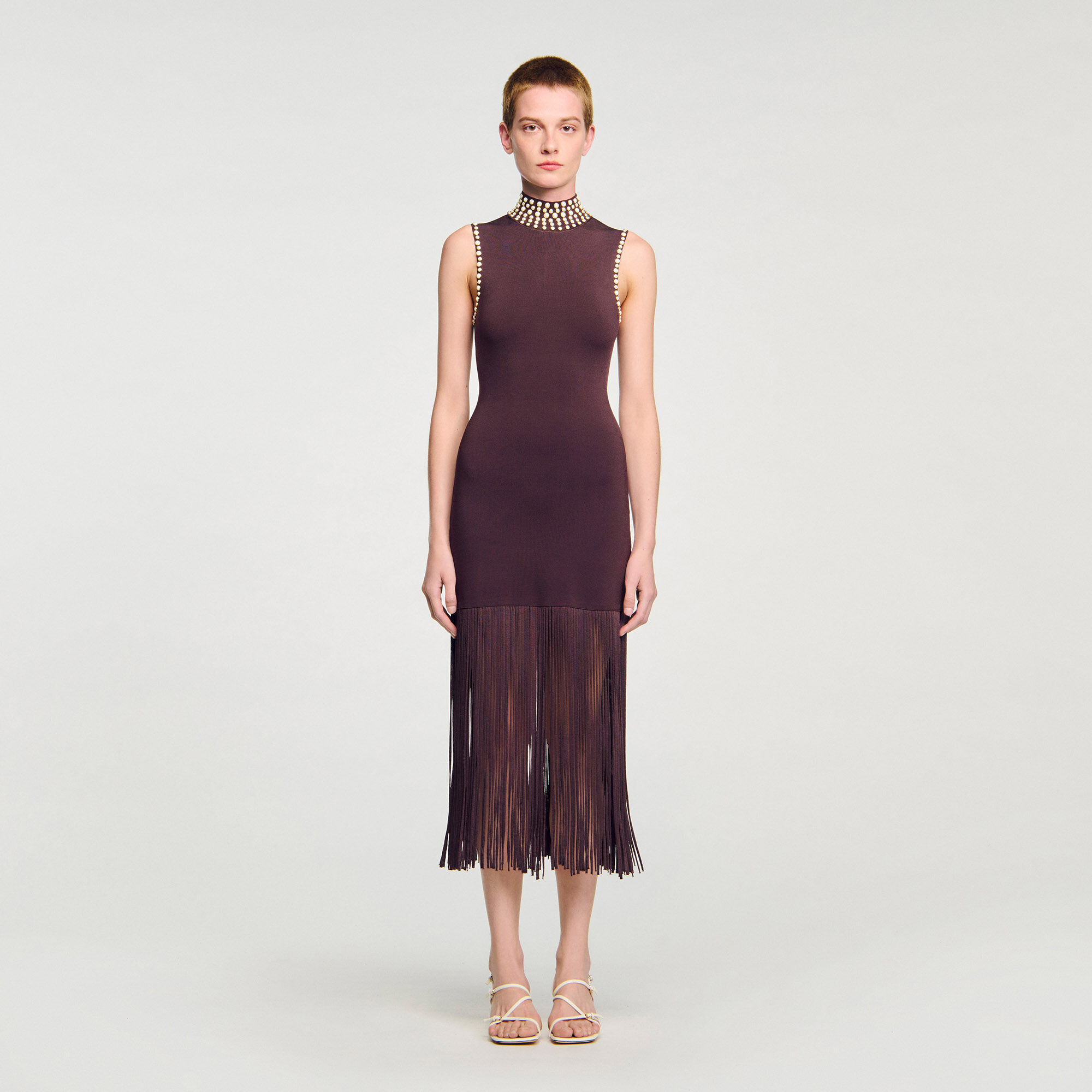 Vestido largo de punto con flecos
