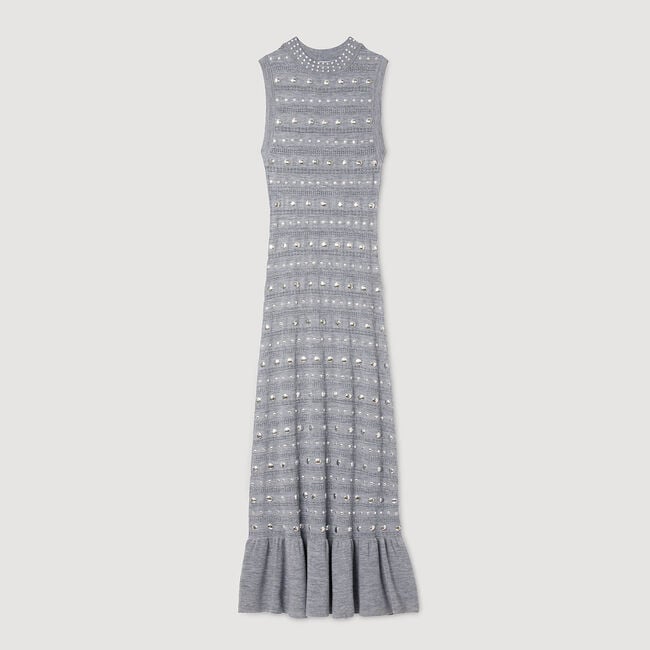 Vestido largo de punto con tachuelas