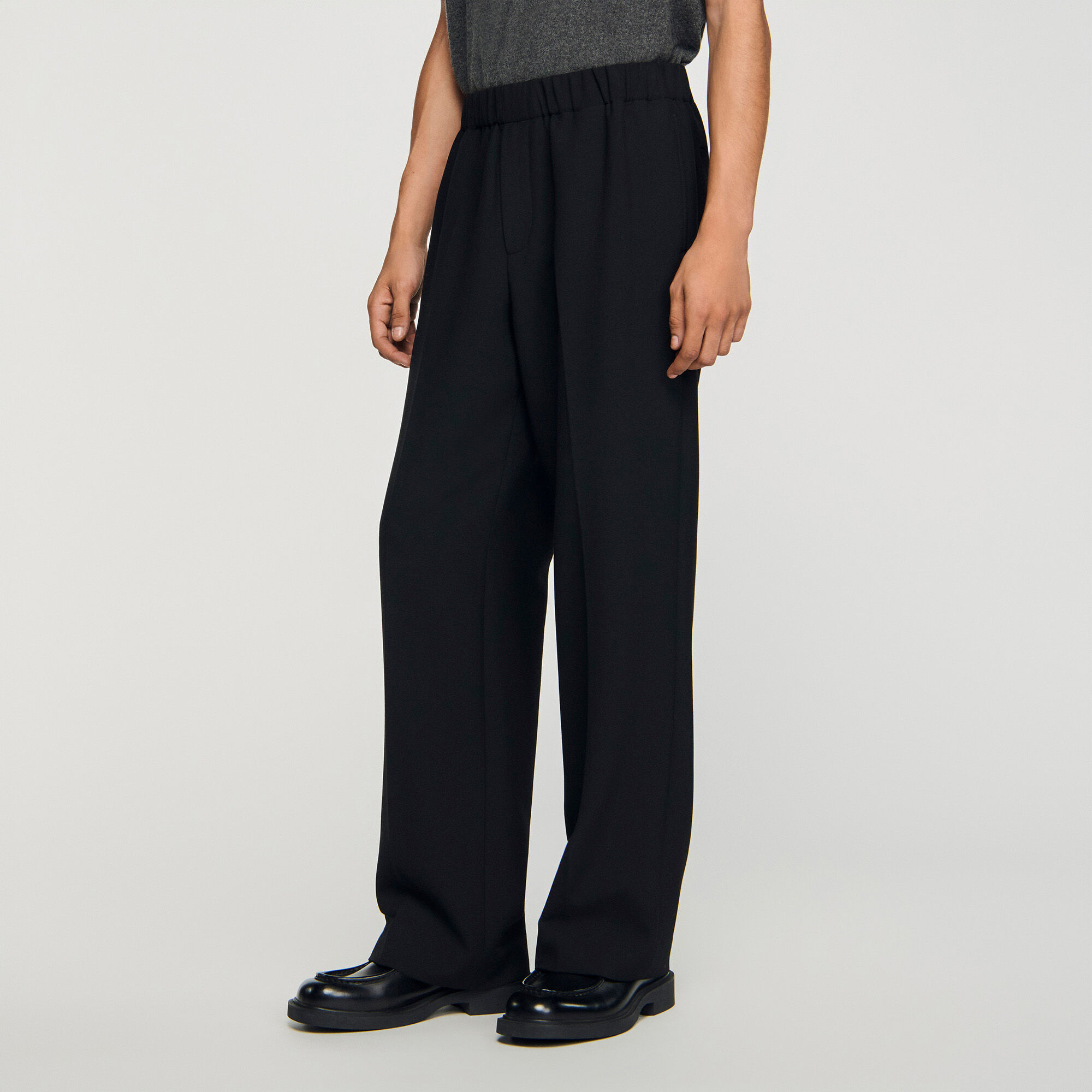 Pantalón ancho