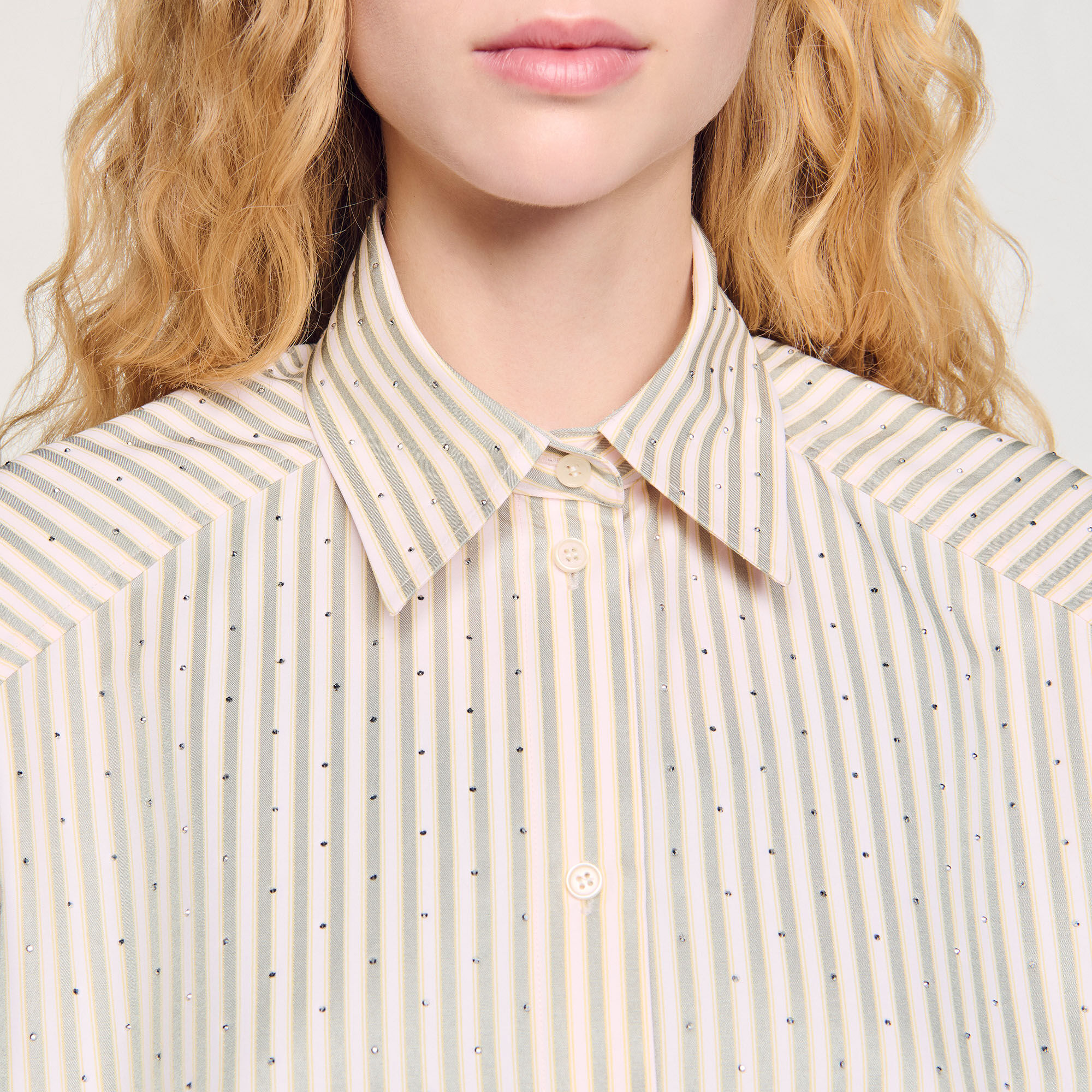 Camisa a rayas con strass