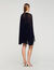 Vestido corto con capa adornada