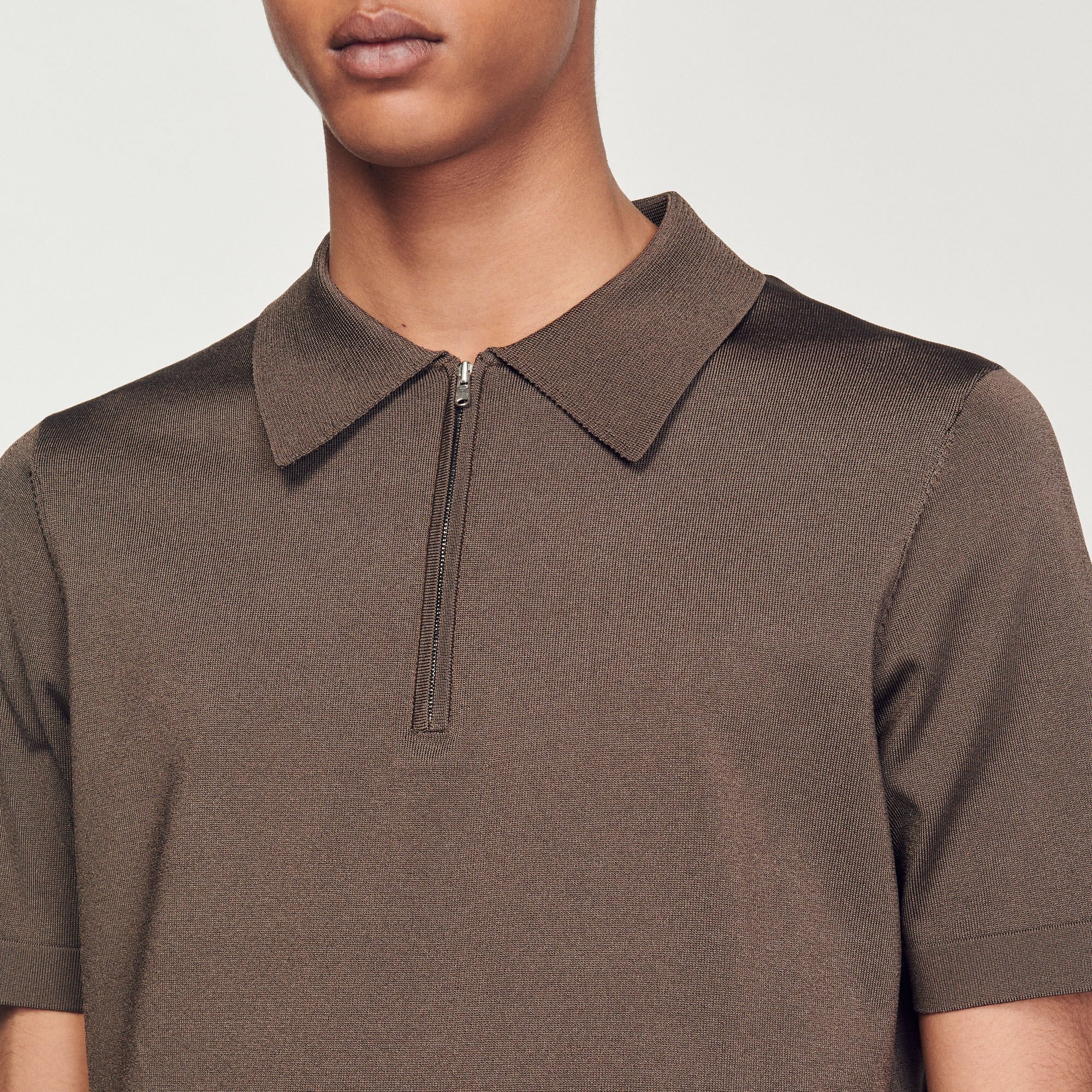 Polo de punto con cuello con cremallera