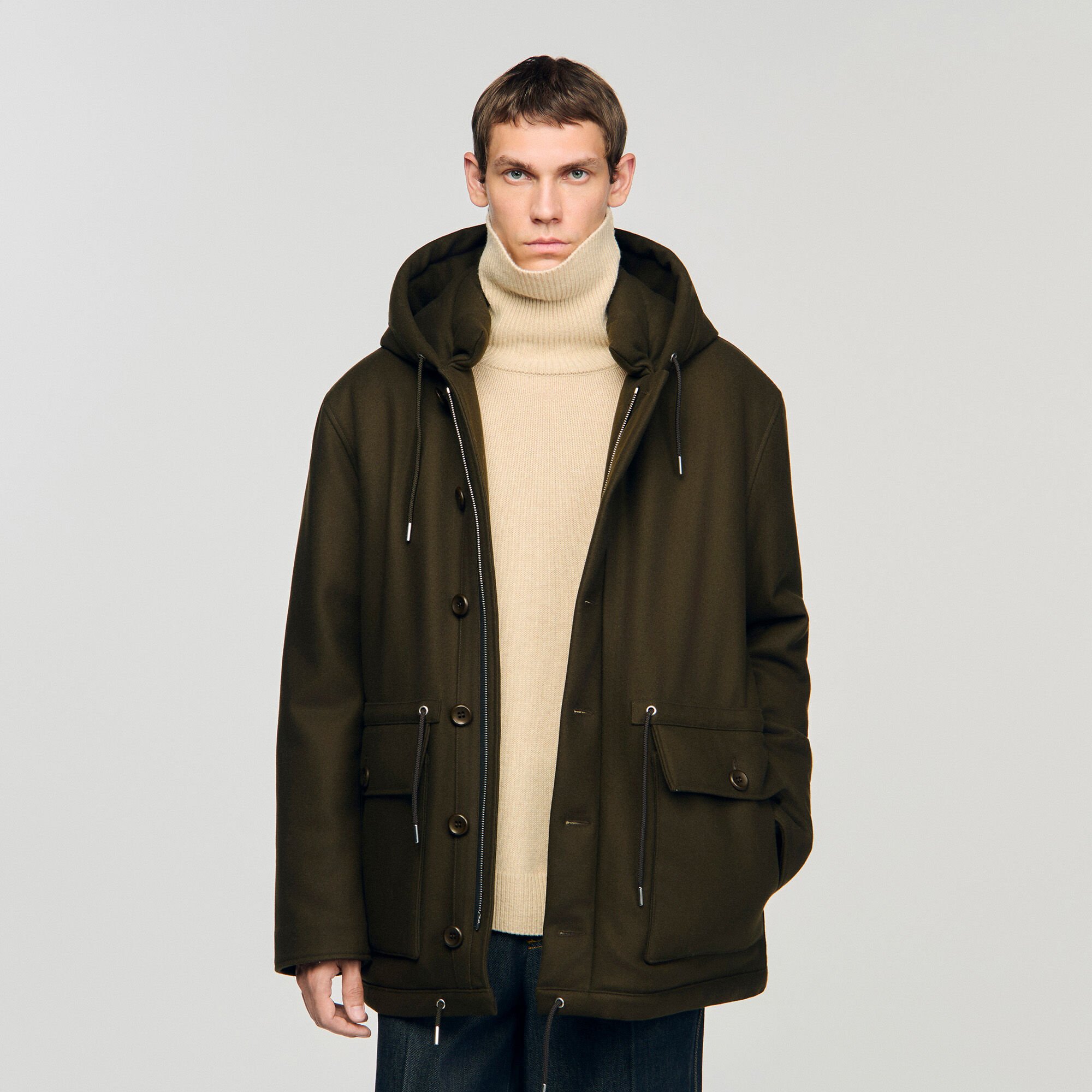 Parka de lana con capucha
