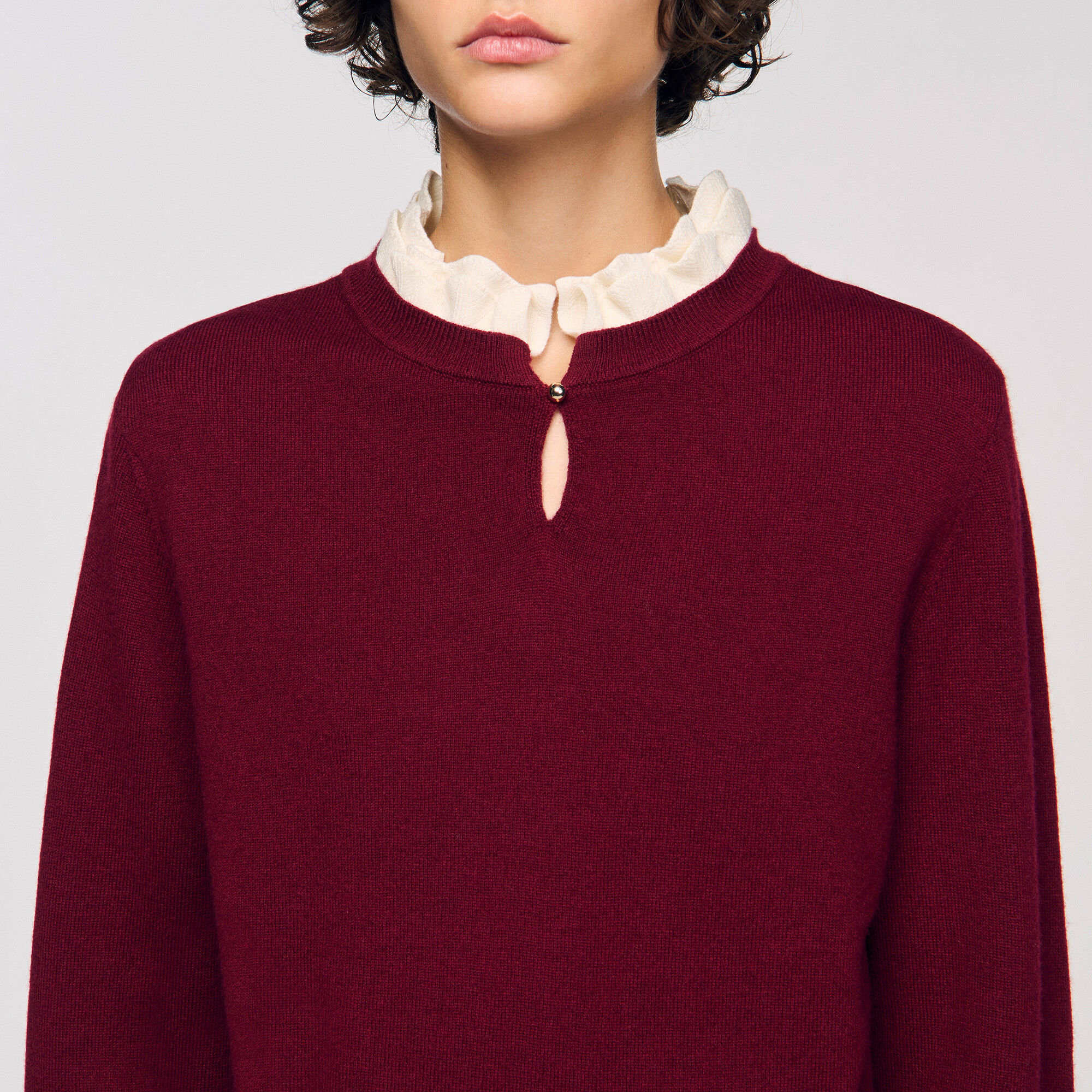 Jersey con cuello con volante