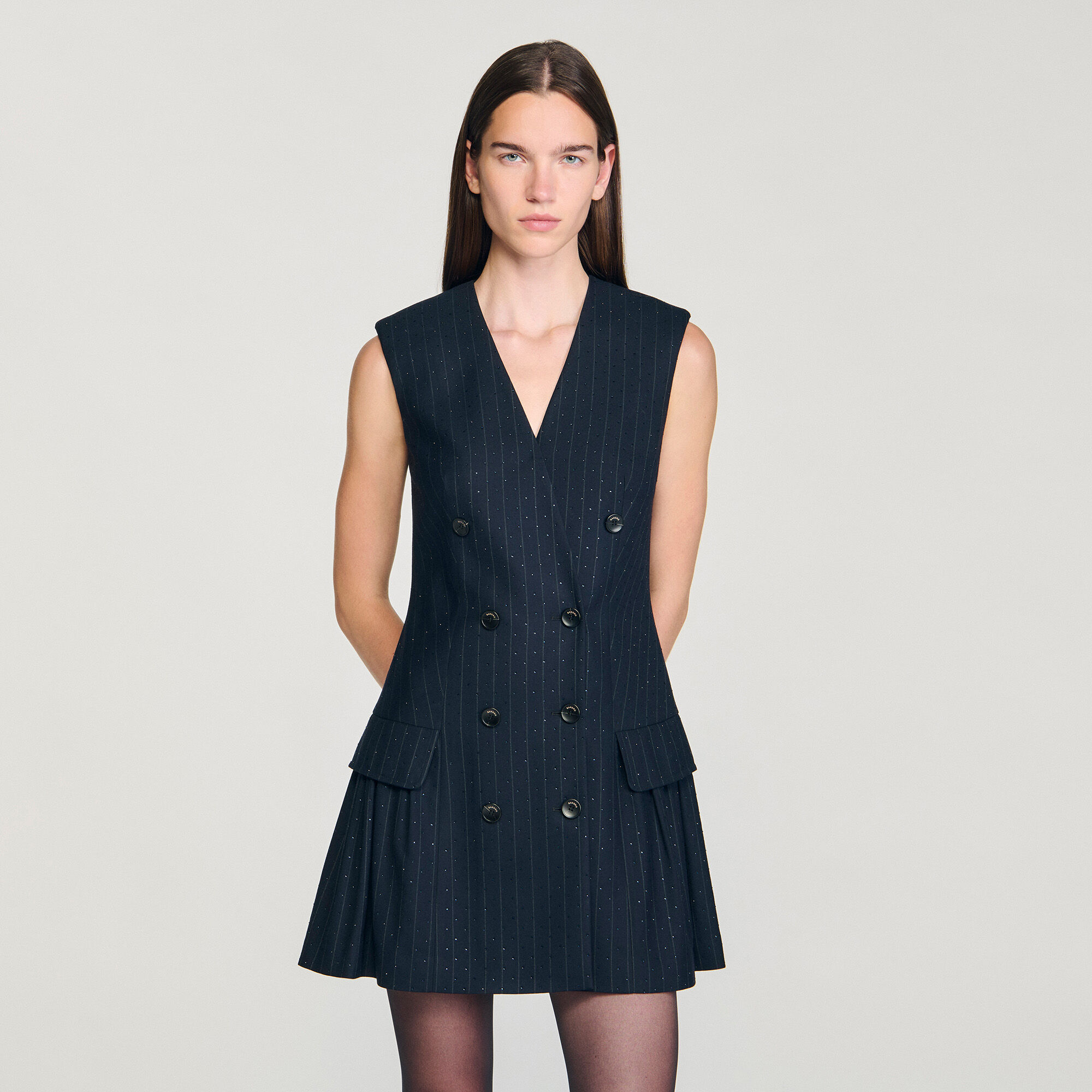 Vestido corto sastre con strass