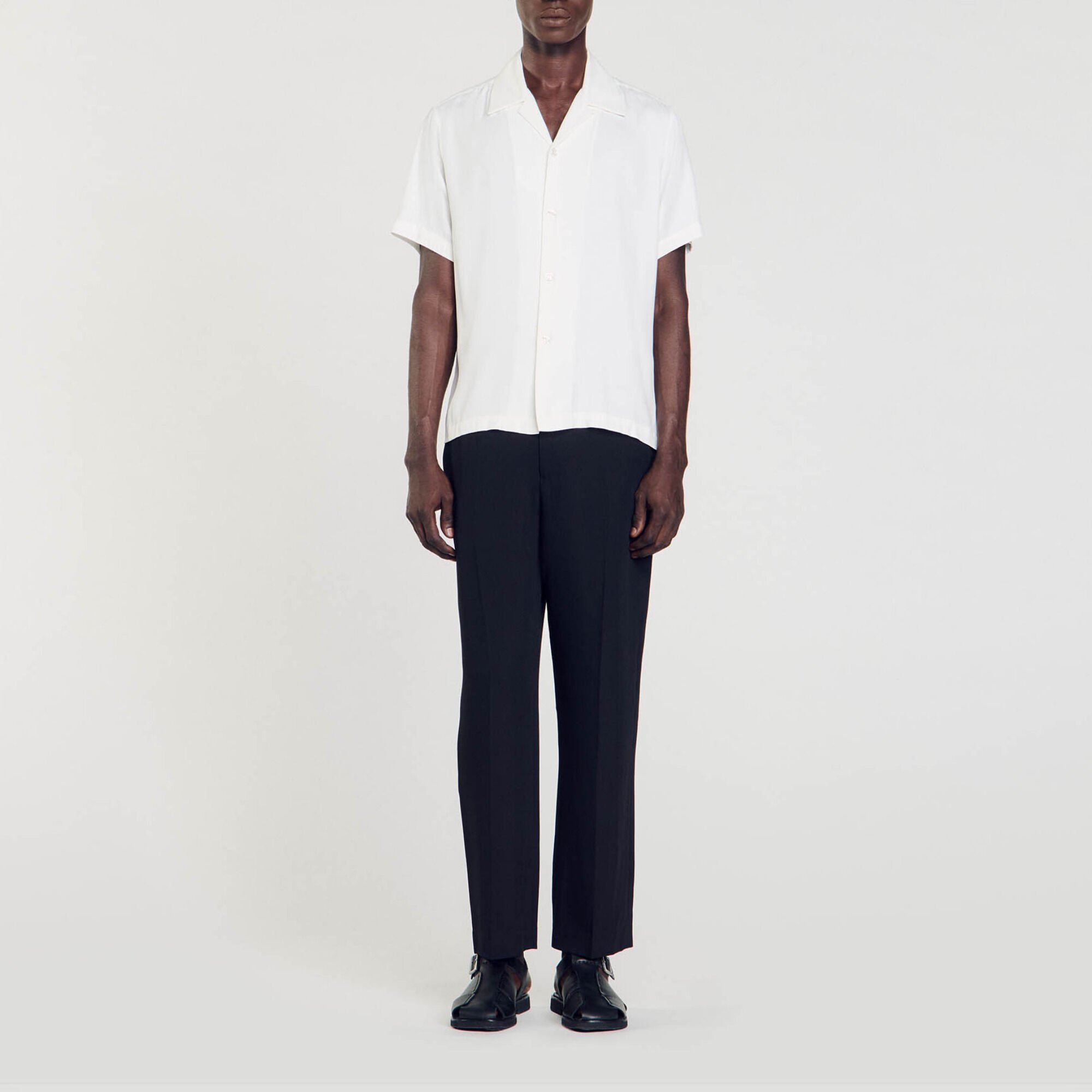 Camisa con cuello italiano