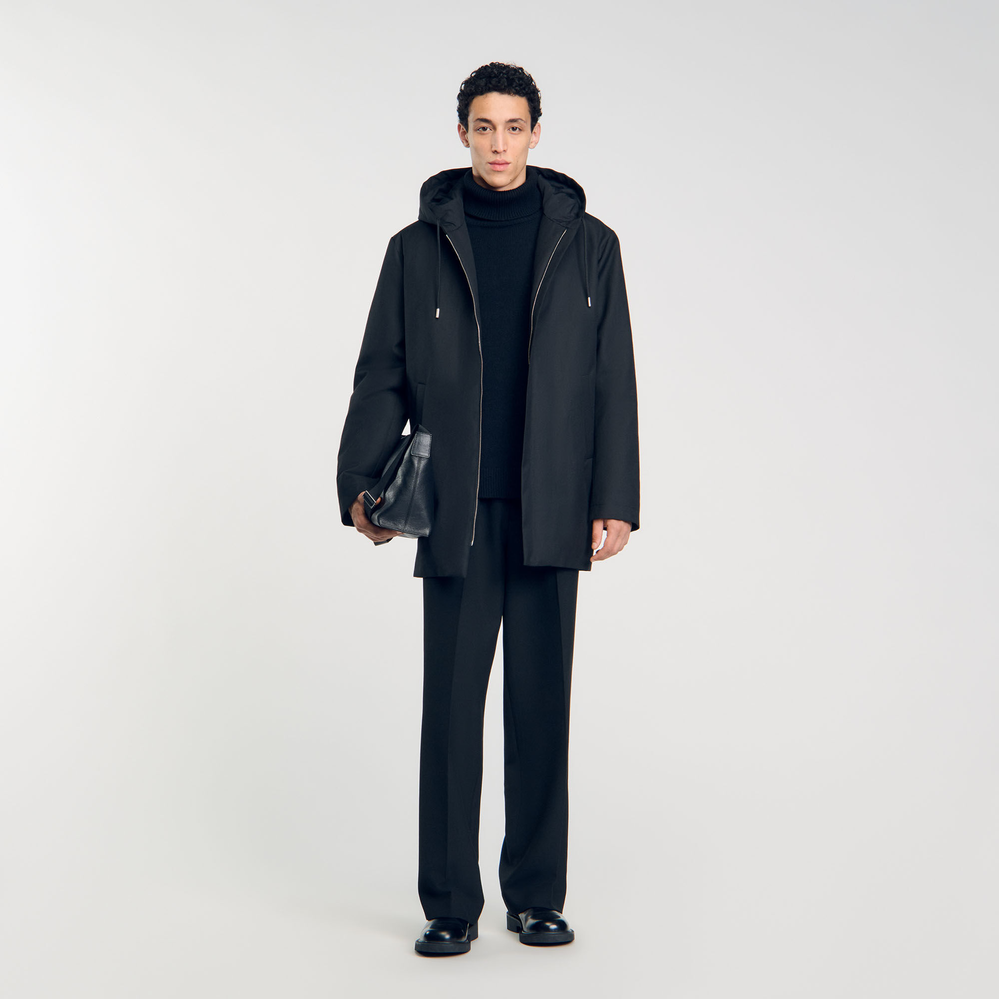 Parka con capucha y cremallera Parka con capucha y cremallera
