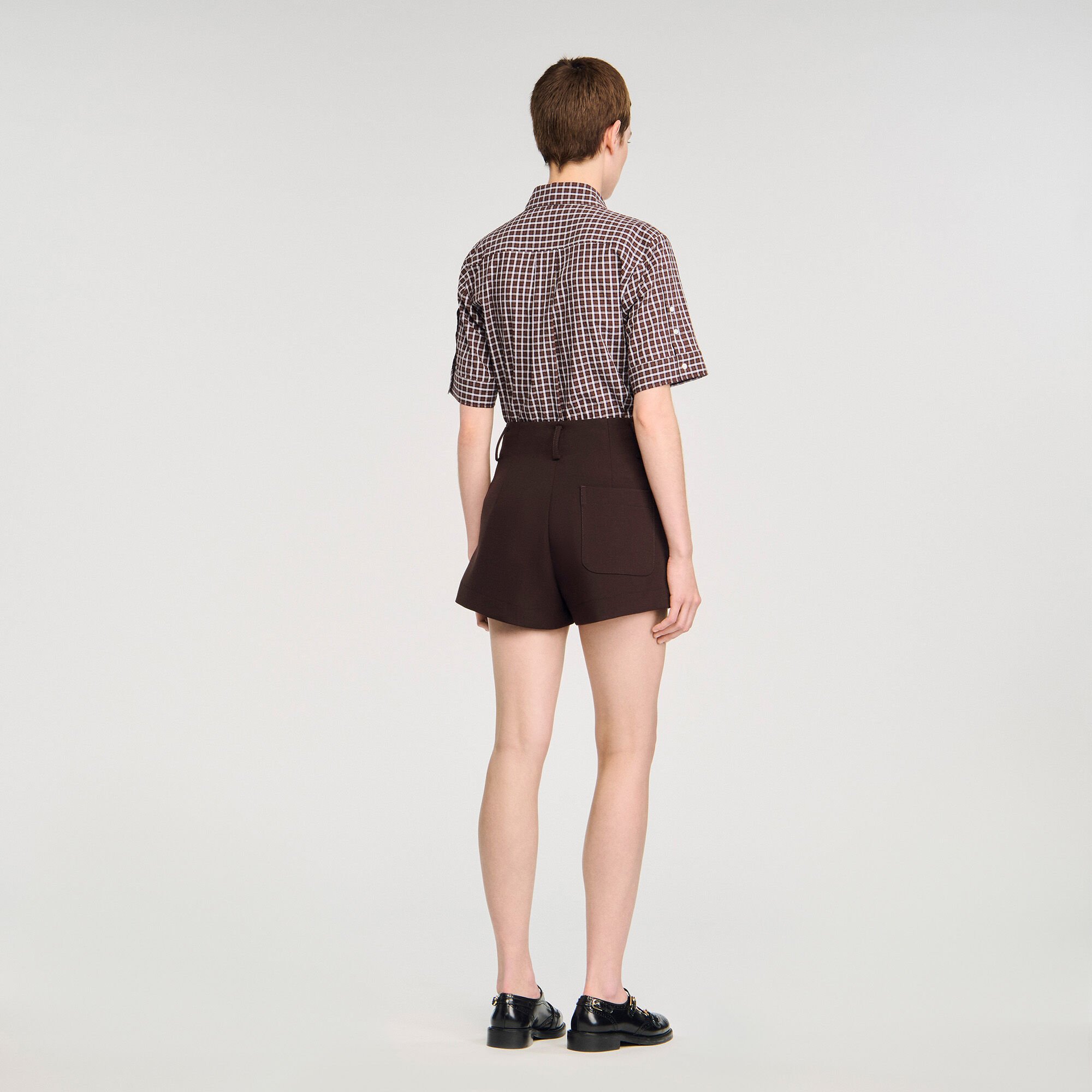 Pantalón corto carpenter con botones