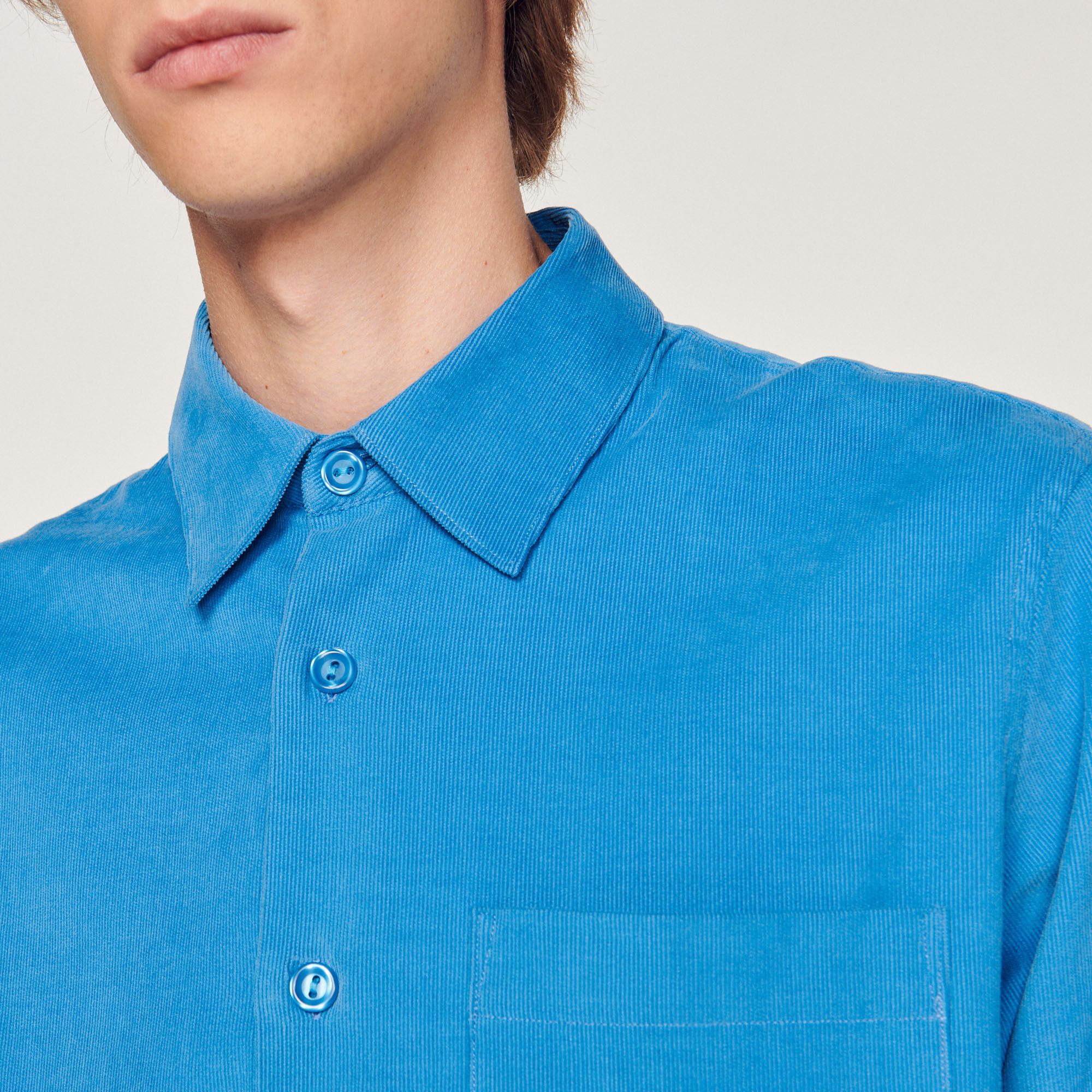 Camisa de terciopelo acanalado