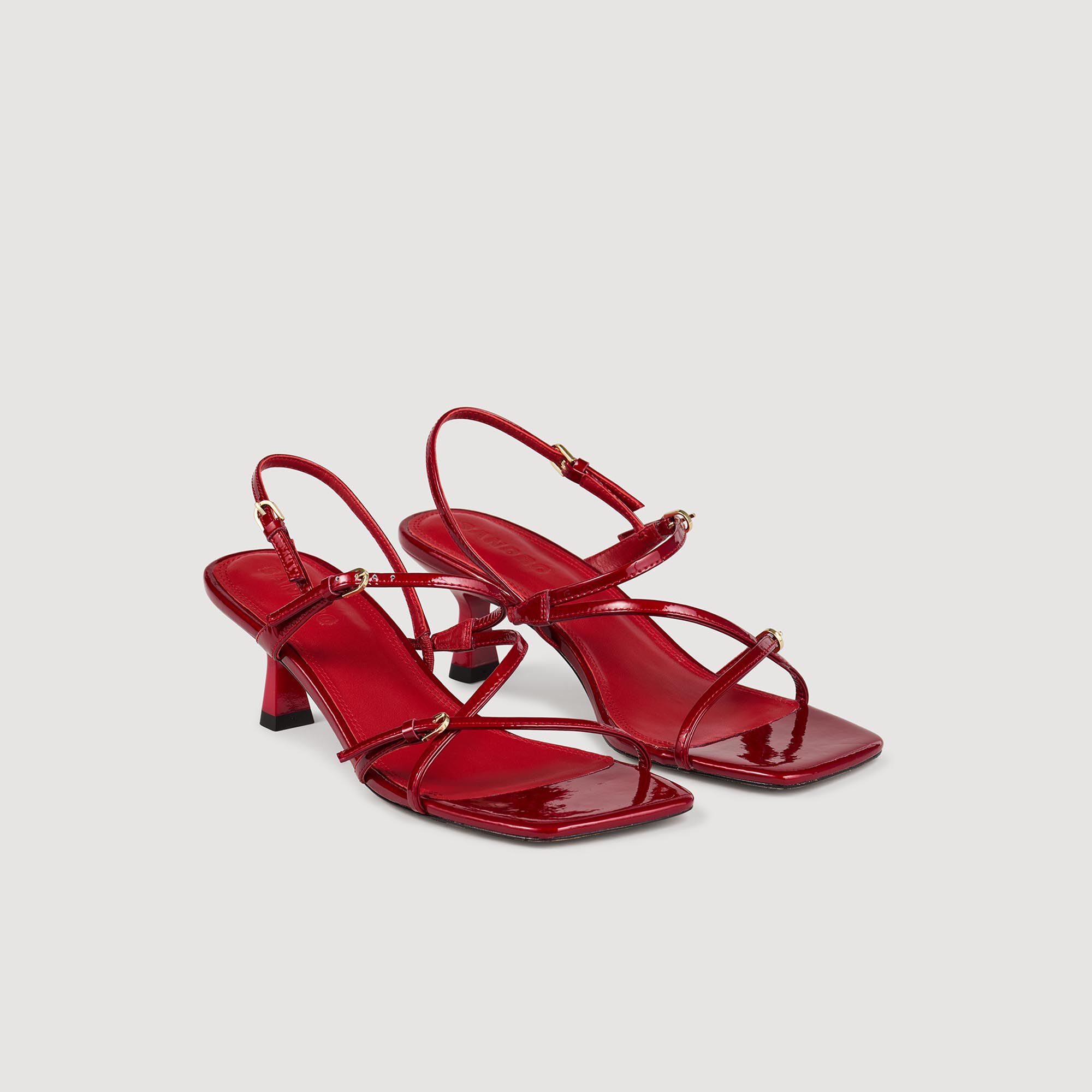 Sandalias de tiras