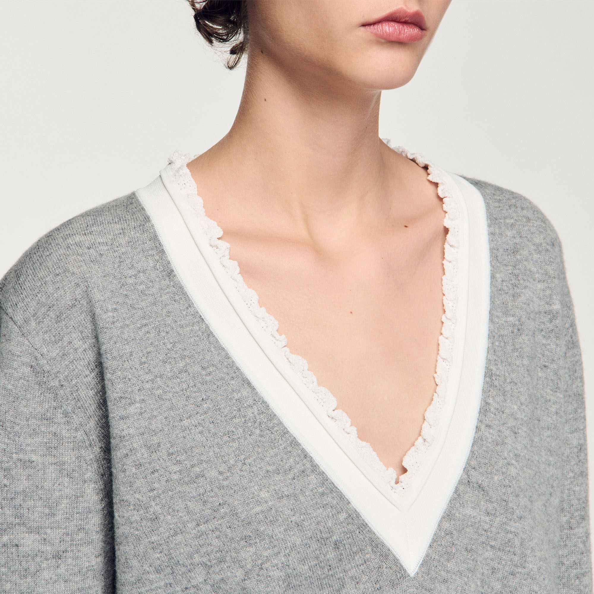 Jersey con cuello de pico