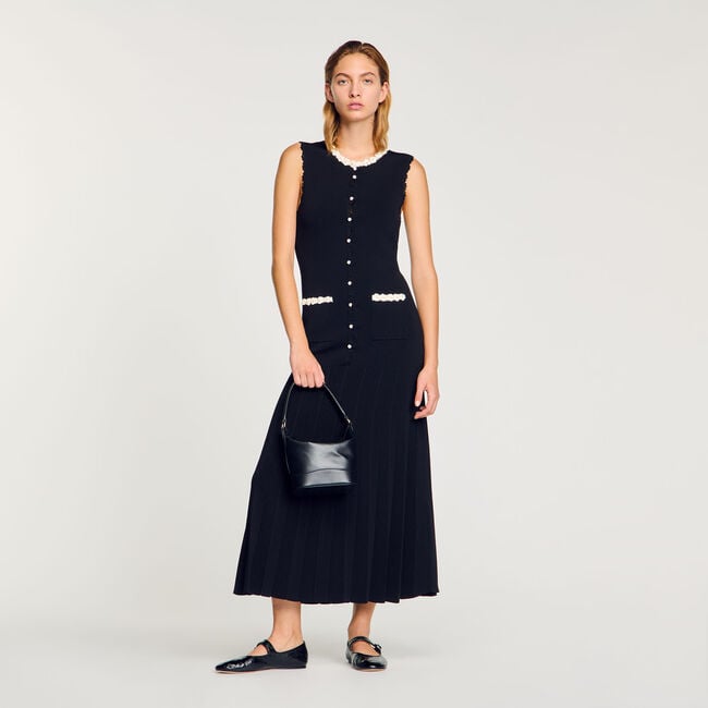 Vestido largo con detalles de ganchillo