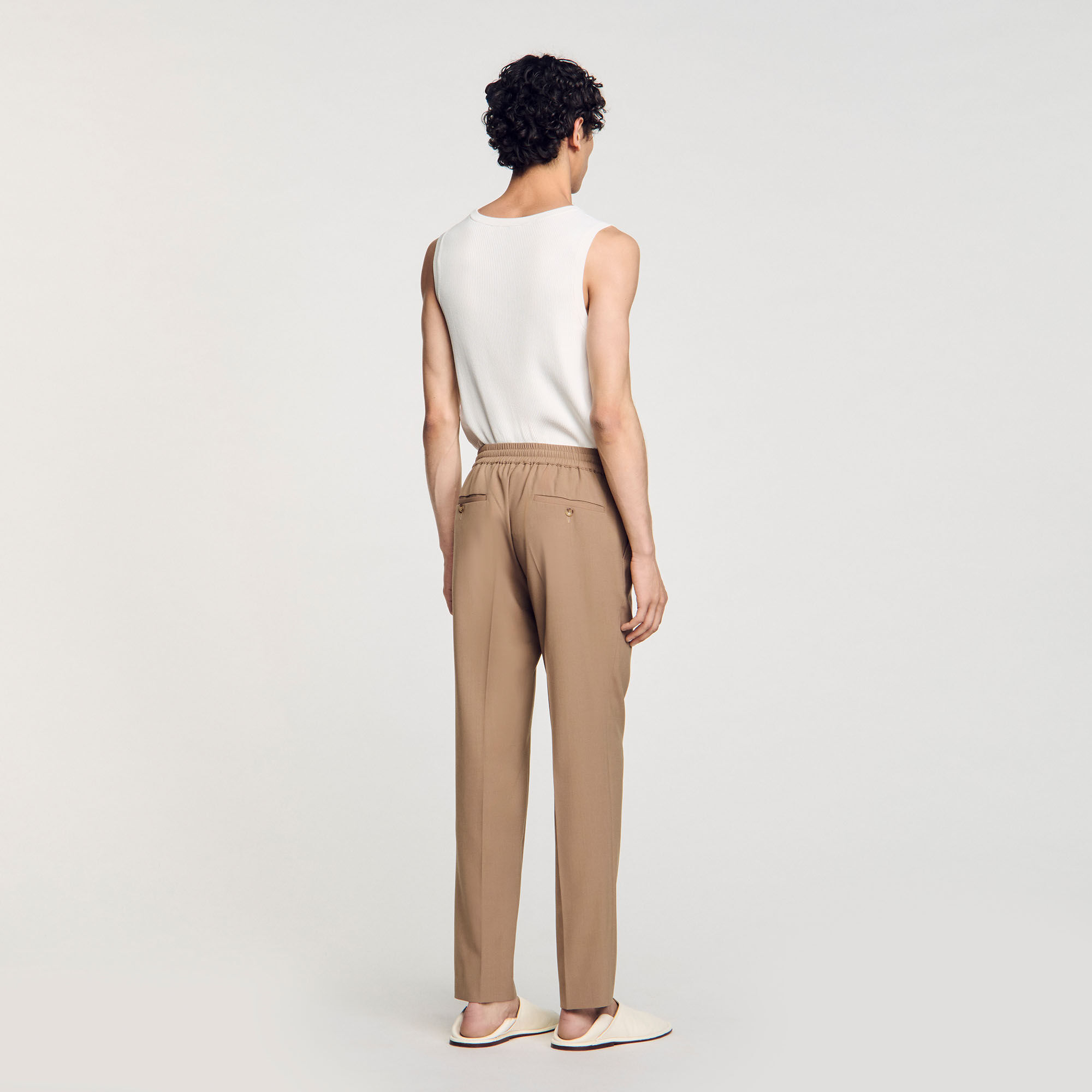 Pantalón recto elástico