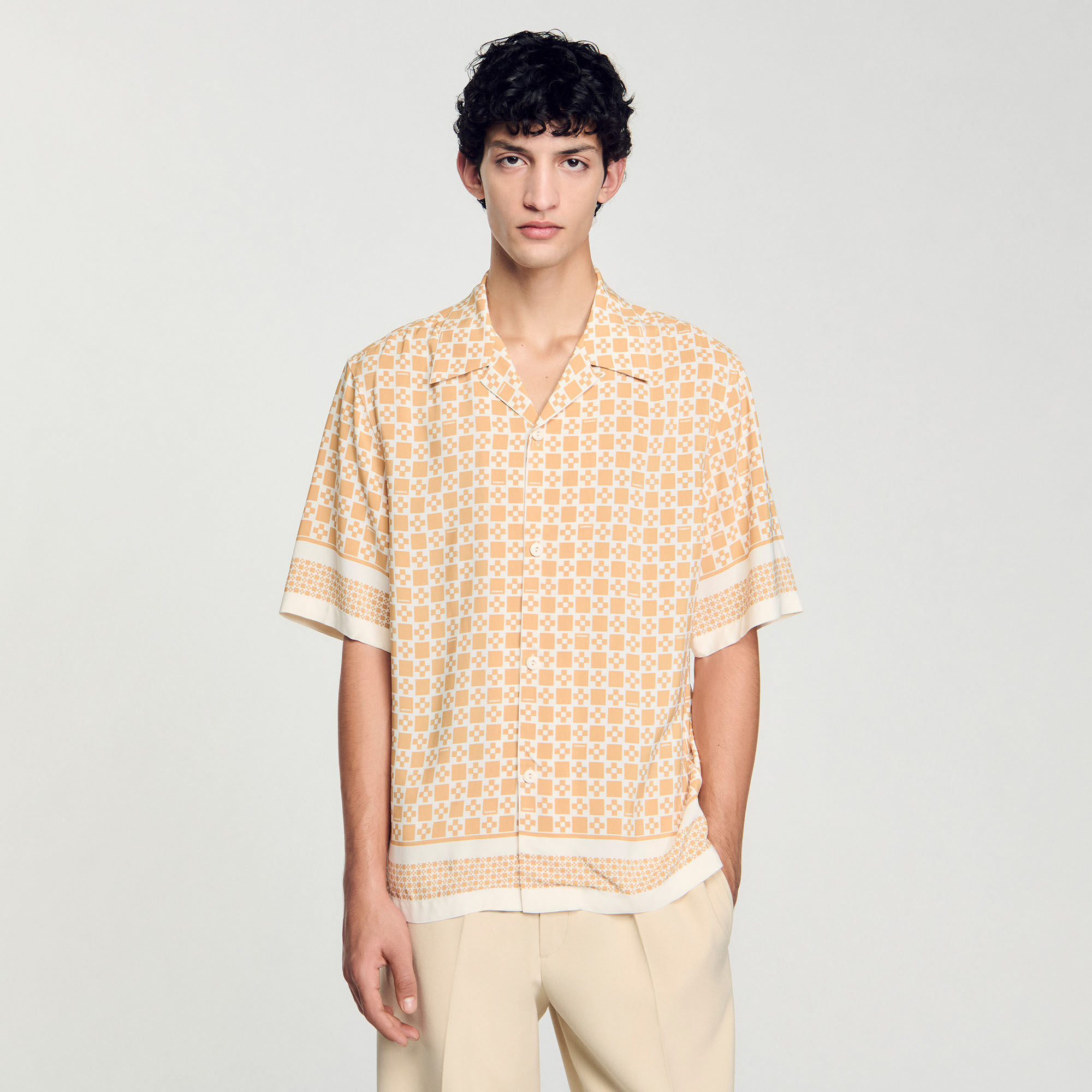 Camisa fluida con estampado Square Cross
