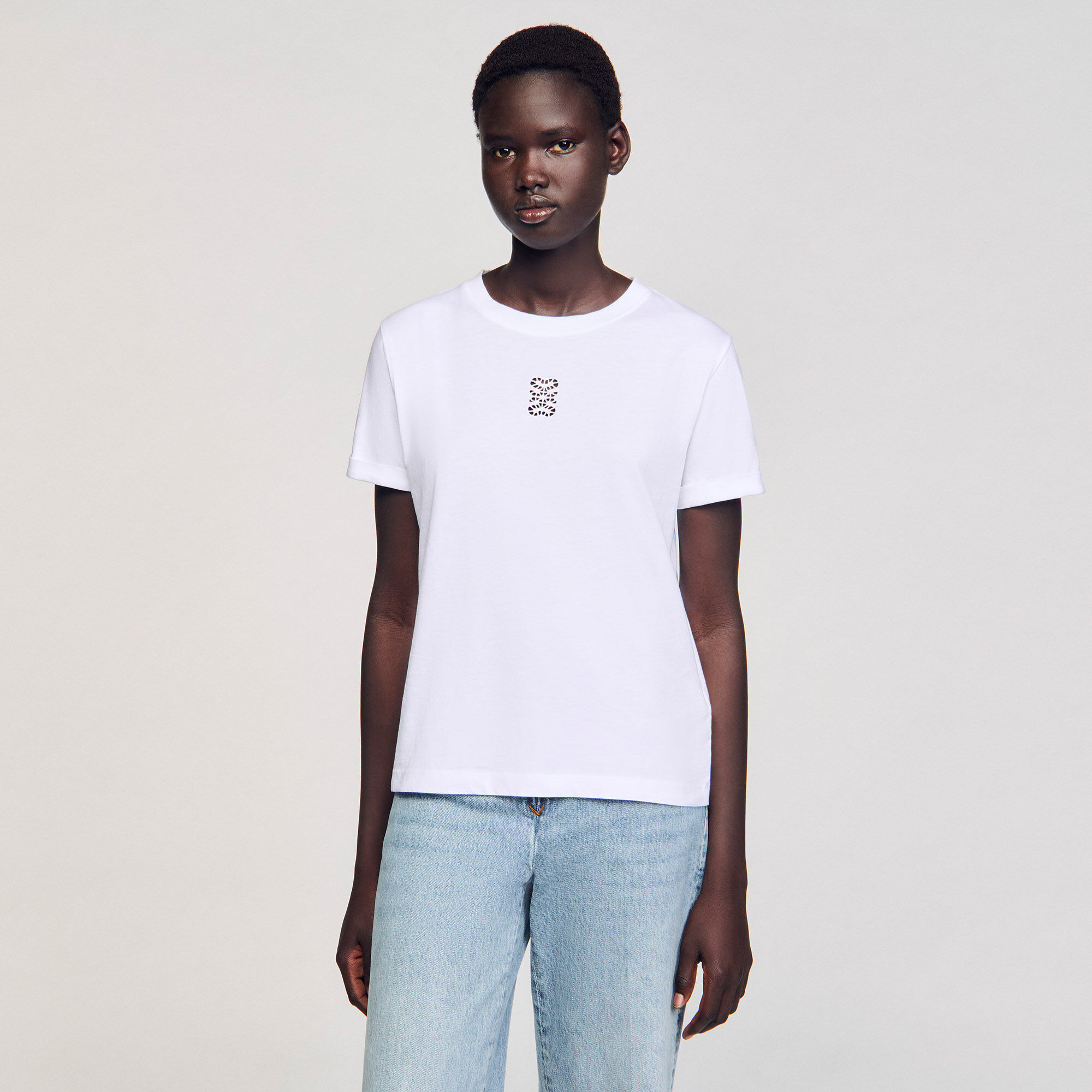 Camiseta de algodón con bordado