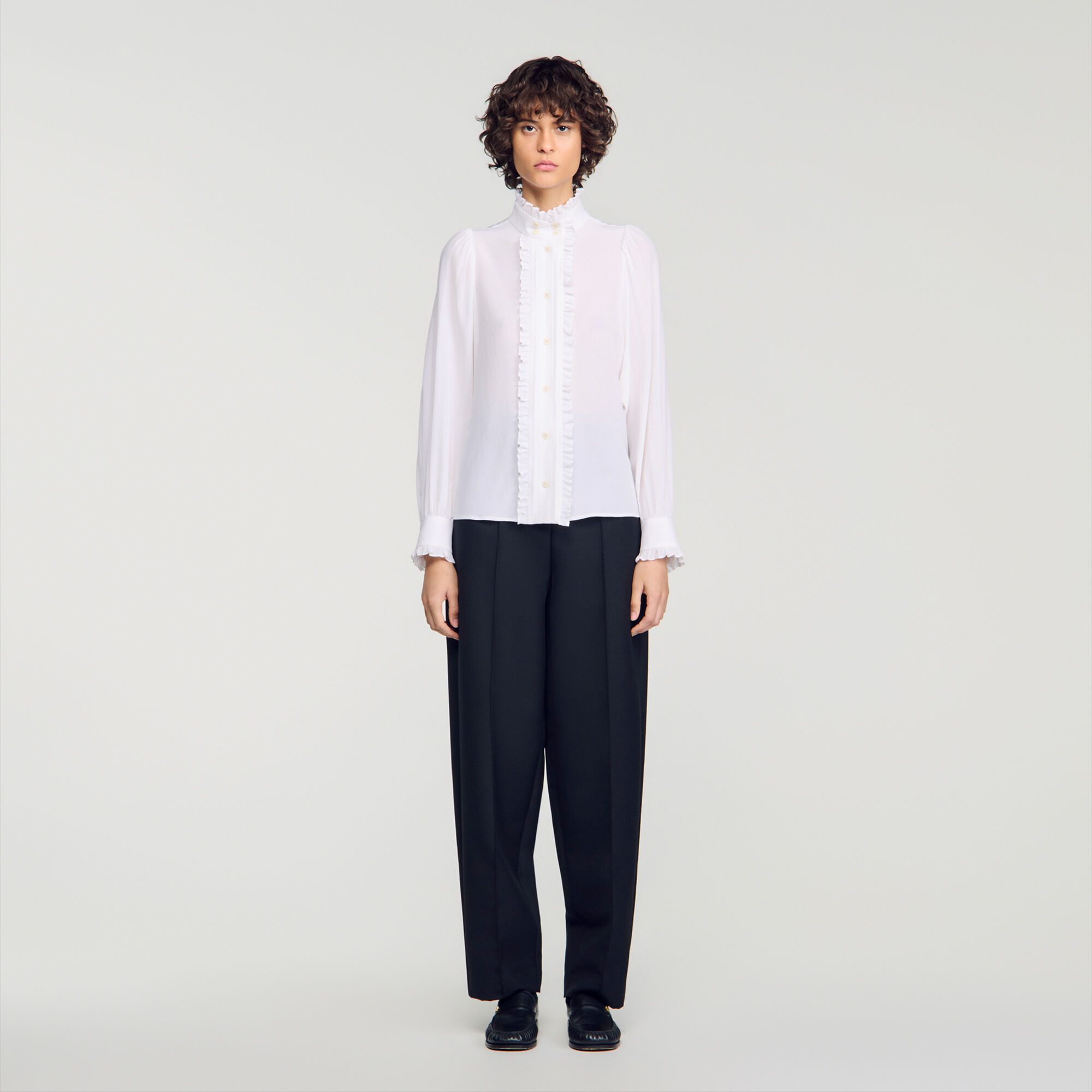 Camisa de seda con cuello fruncido - Mujer | Sandro