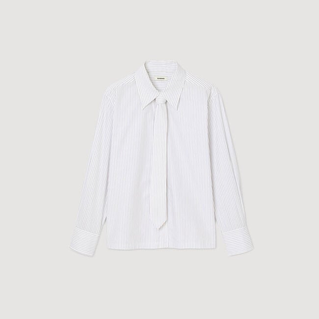 Camisa de rayas con corbata