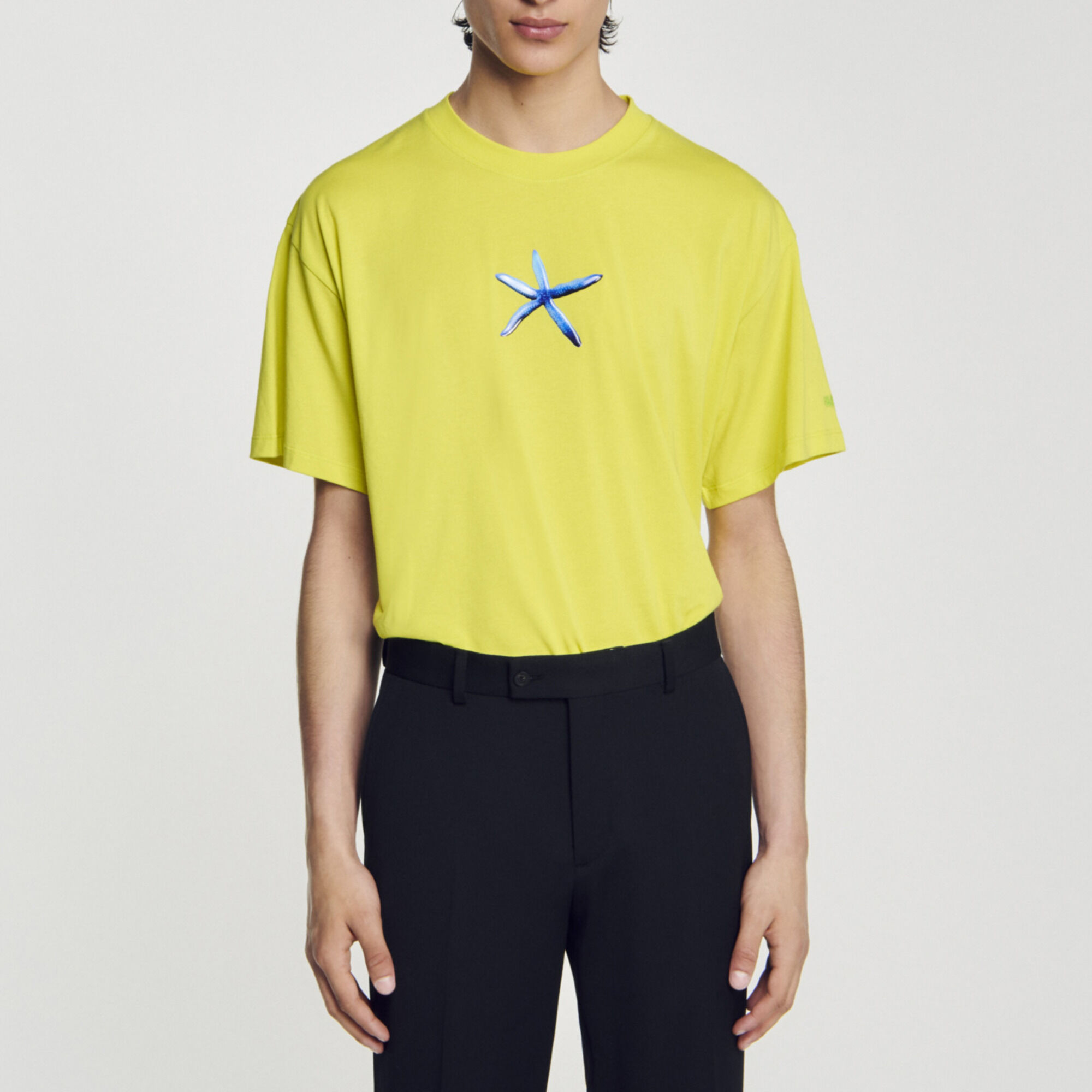 Camiseta con estampado estrella de mar