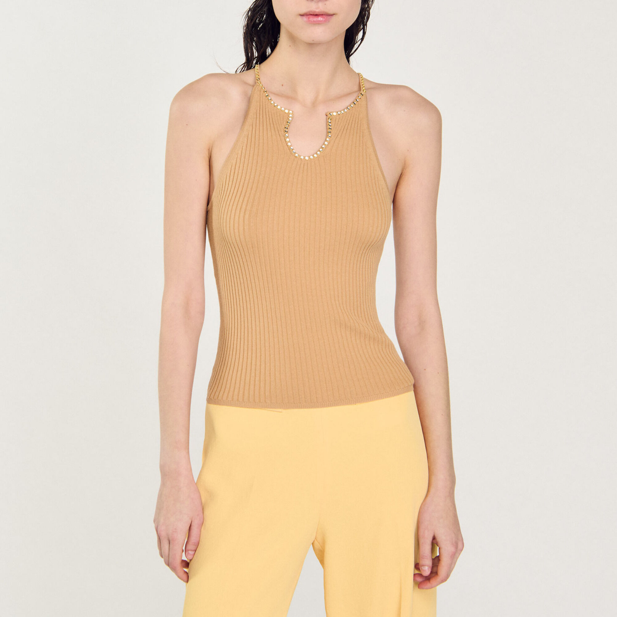 Camiseta sin mangas con strass