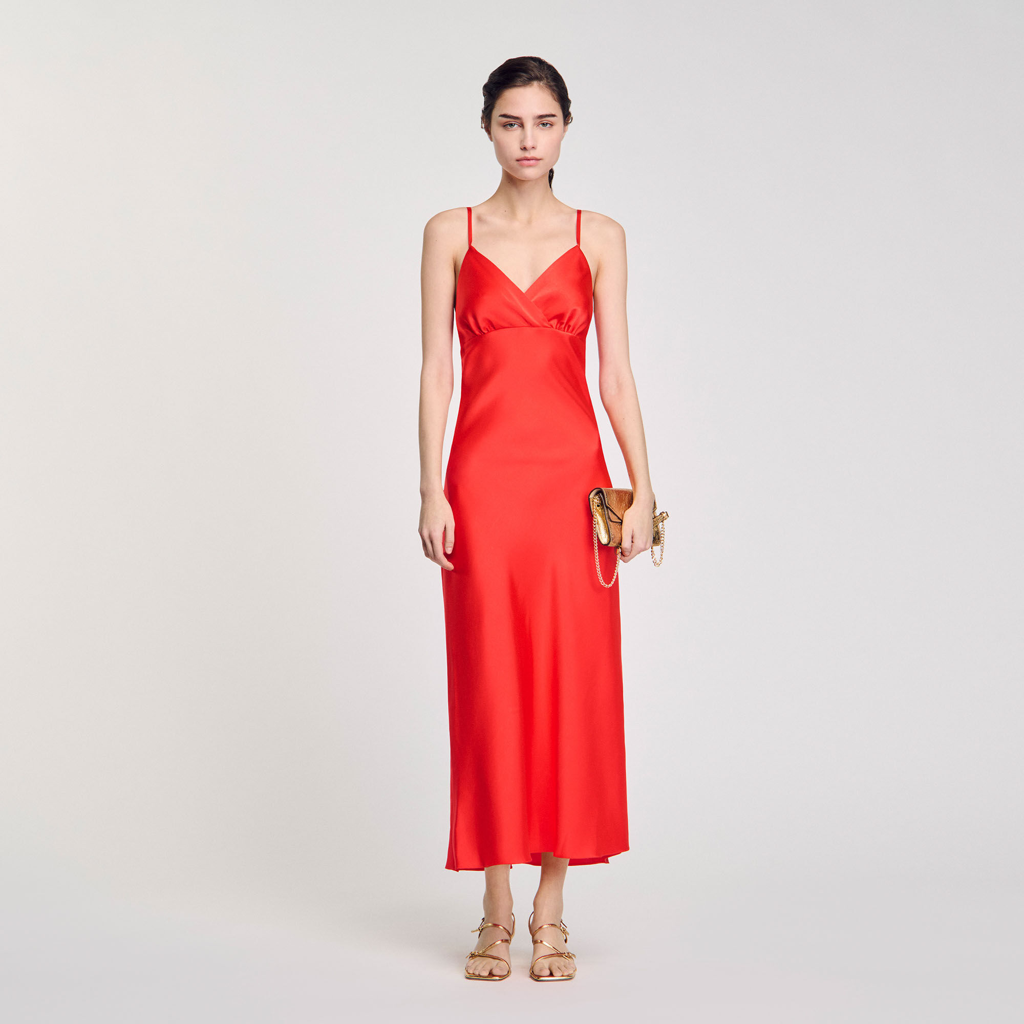 Vestido fluido sin tirantes