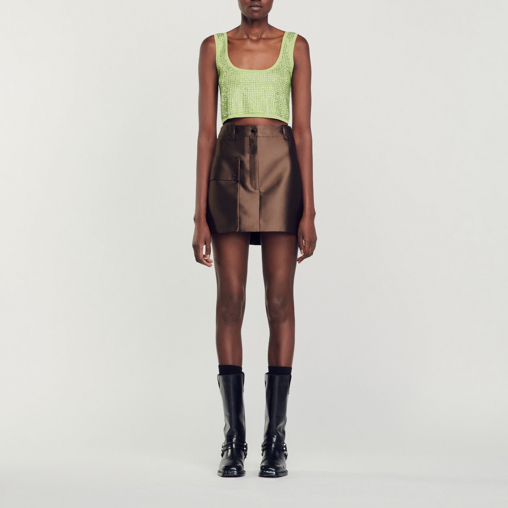 Top estilo corpiño con strass