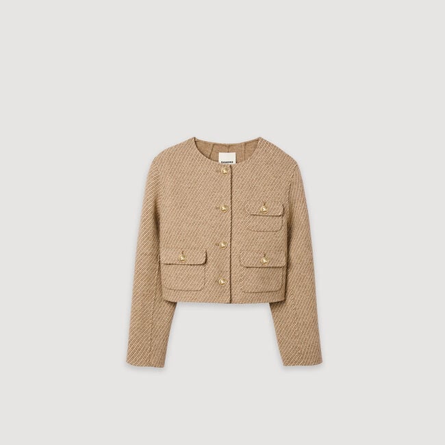 Chaqueta corta con botones