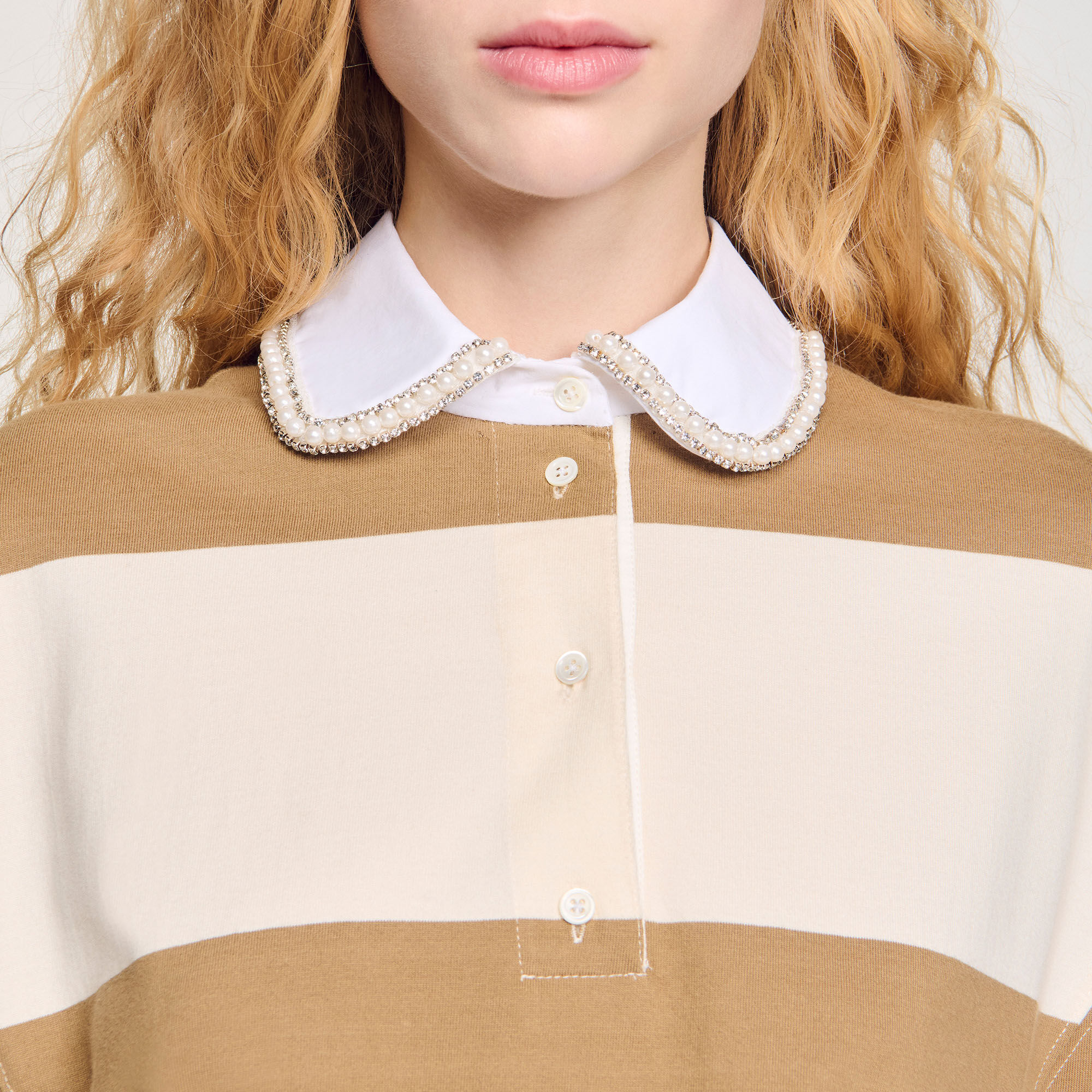 Camiseta rayas cuello polo strass