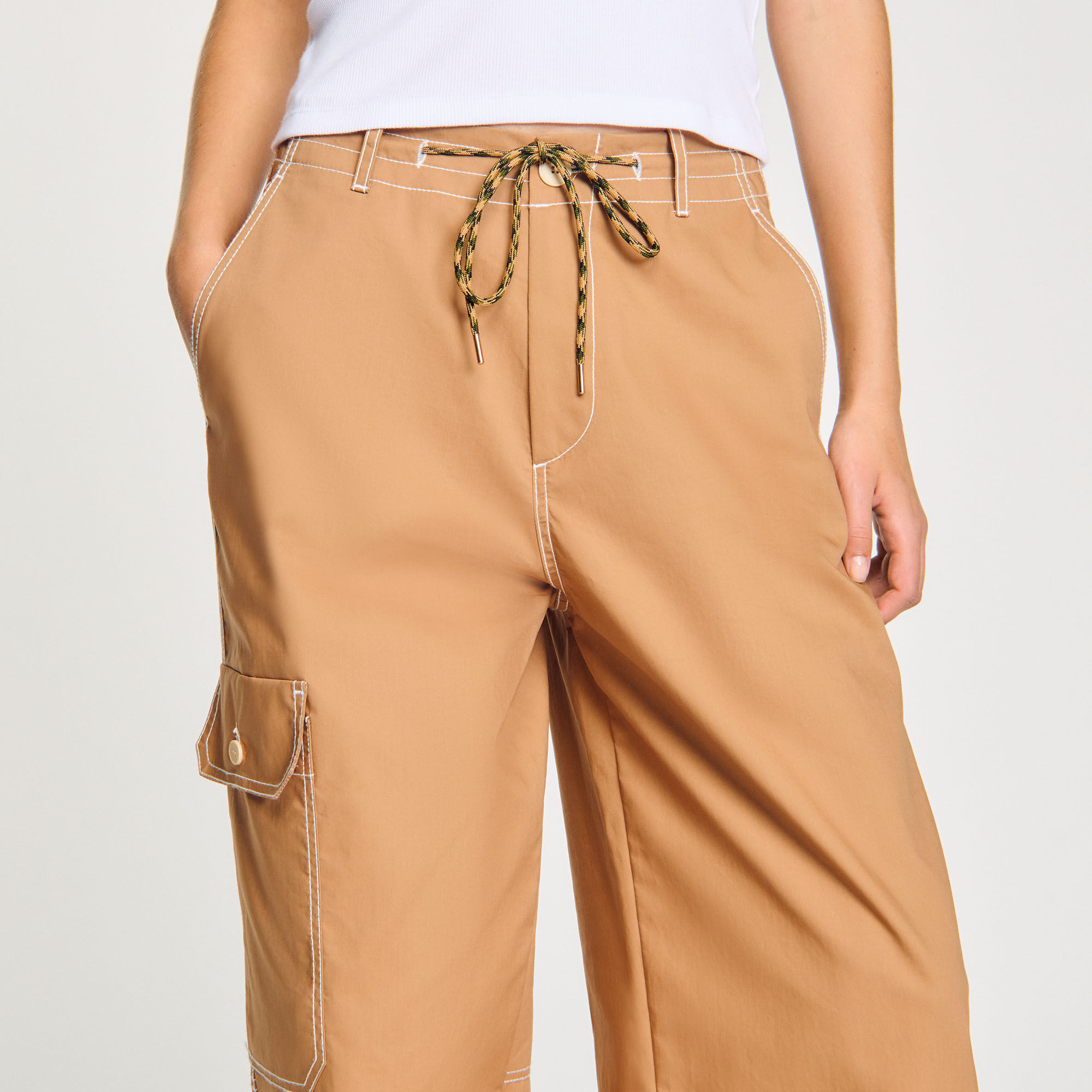 Pantalón cargo