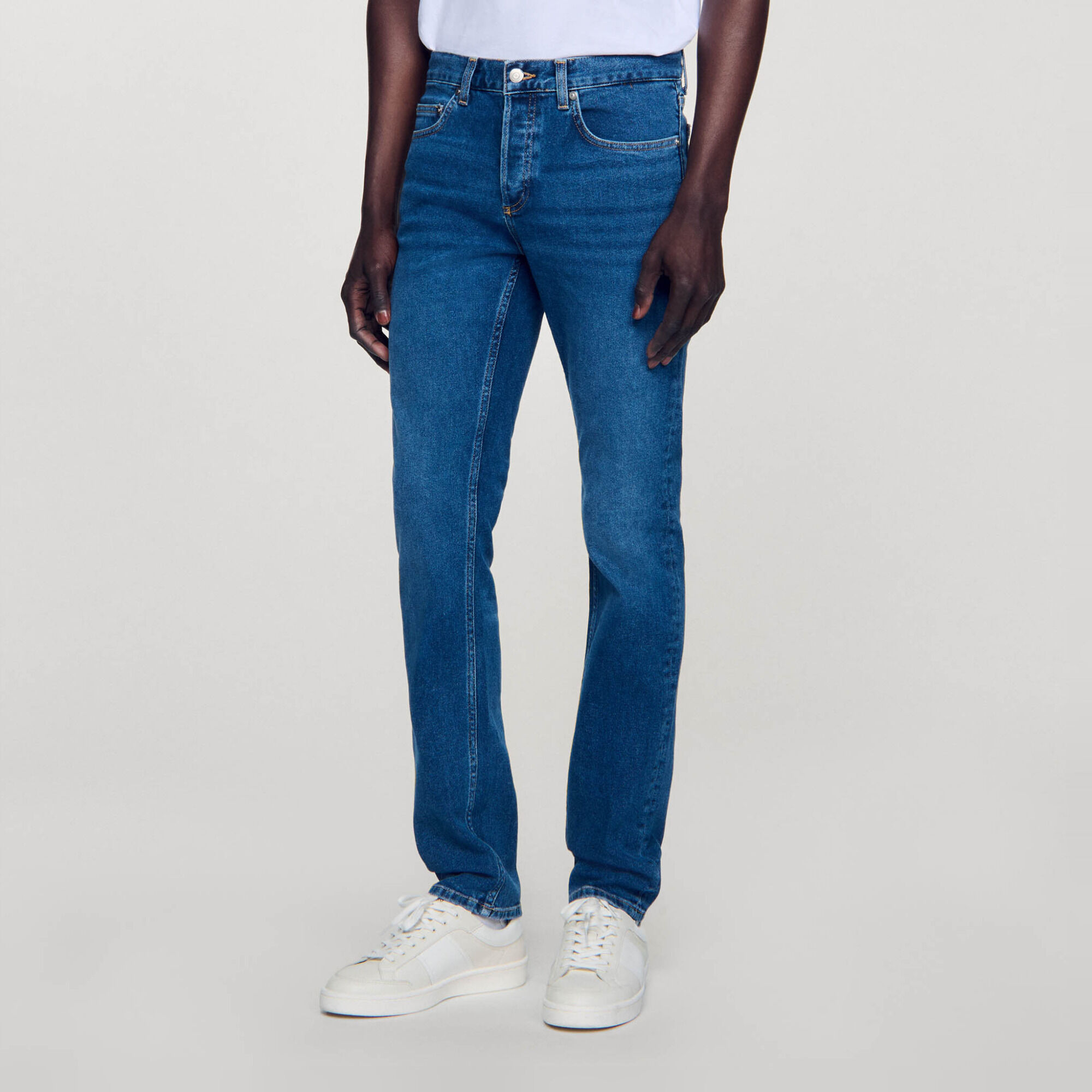 Vaqueros slim con lavado Waterless - Hombre | Sandro
