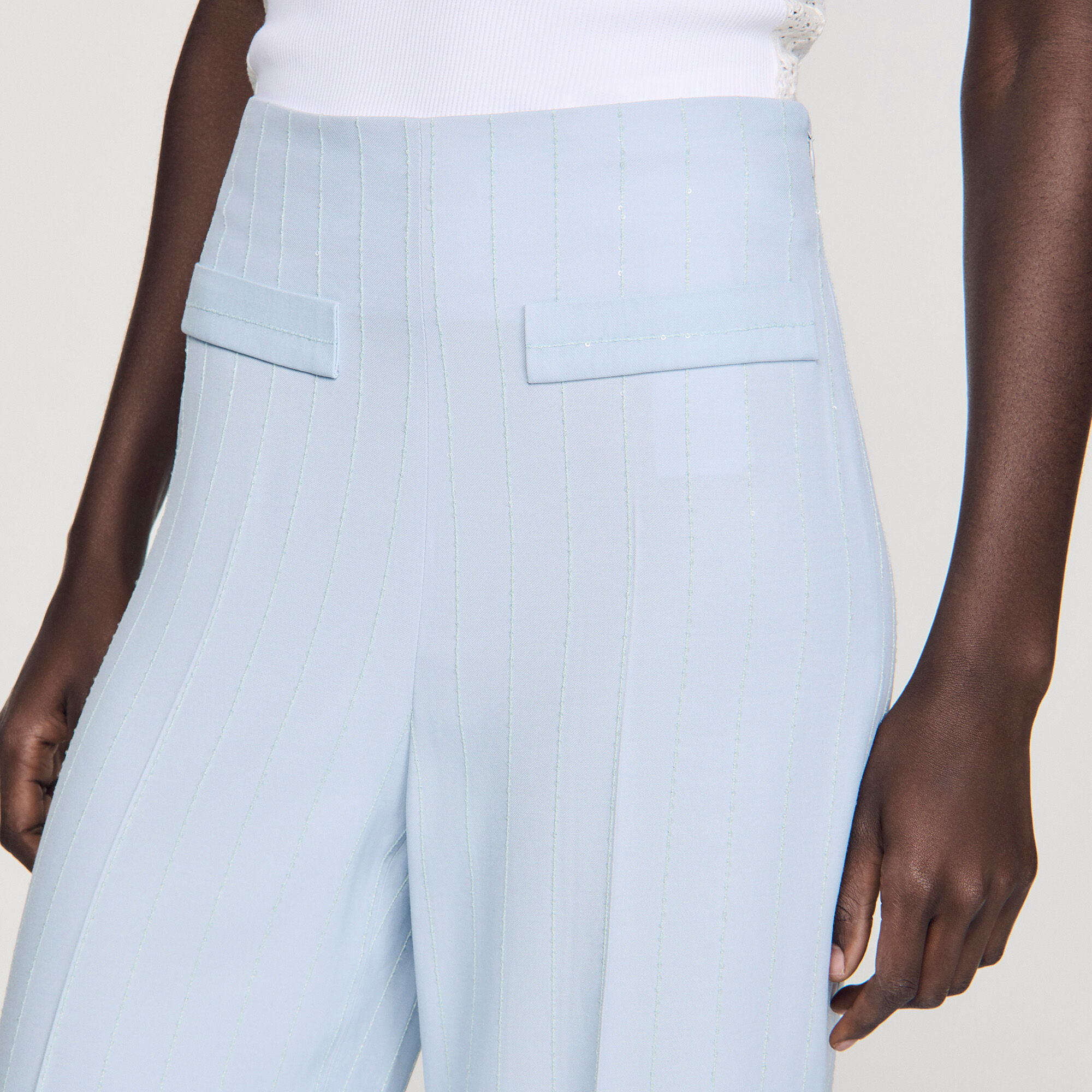 Pantal&oacute;n de rayas con lentejuelas