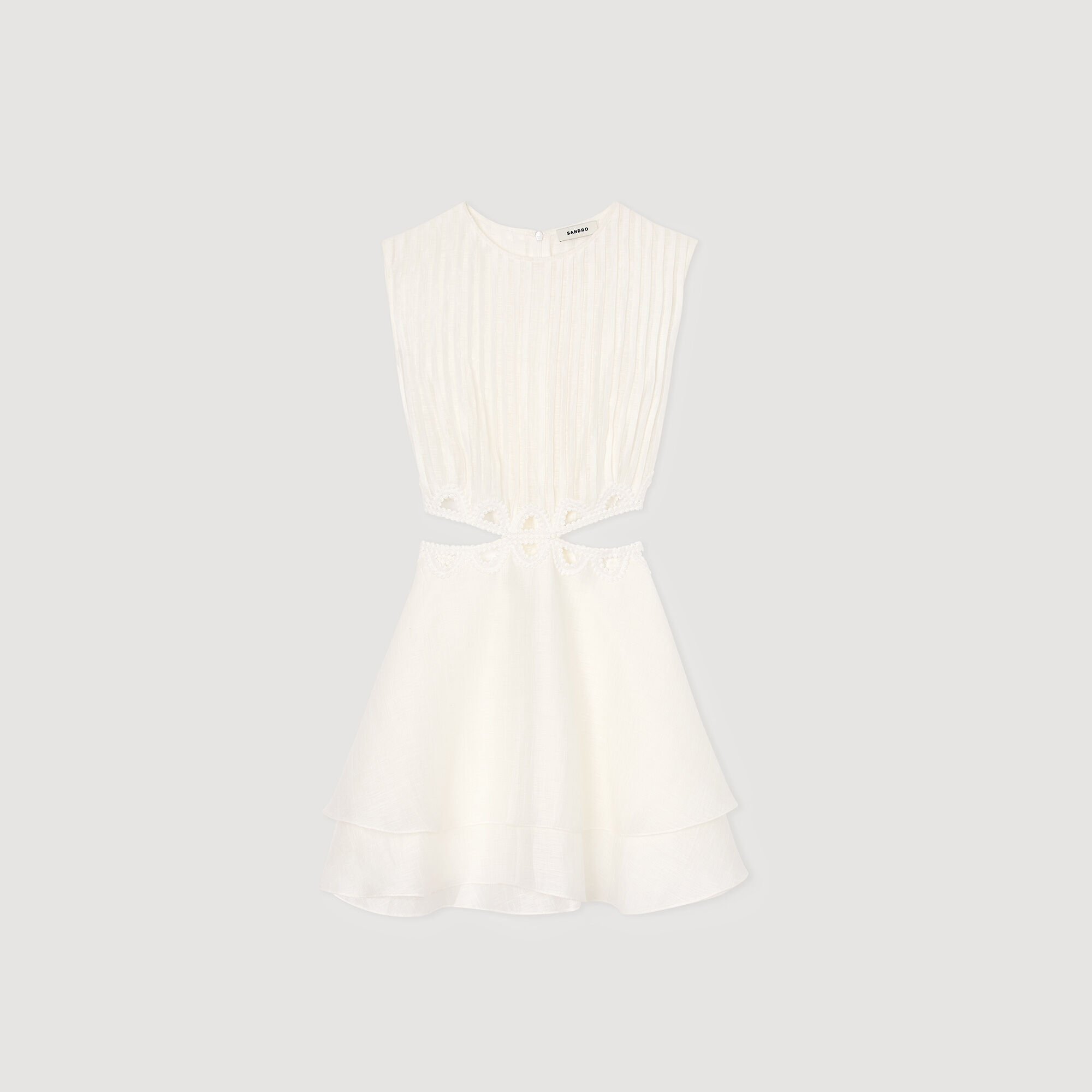Vestido corto con recortes