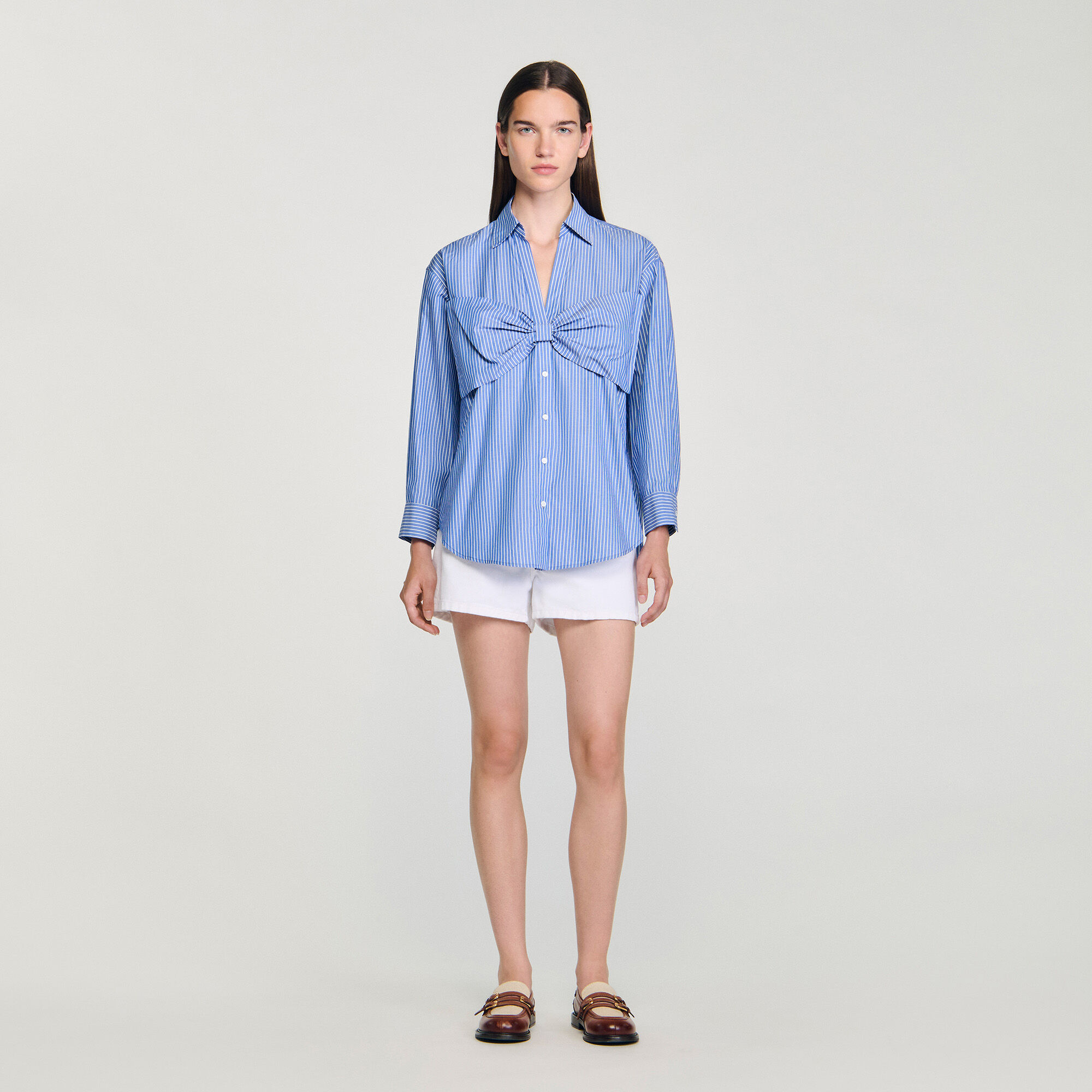 Camisa oversize con lazo