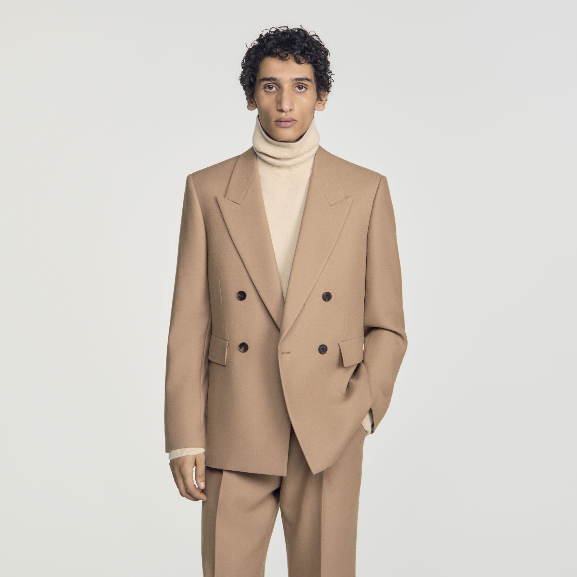 Chaqueta de traje cruzada de lana