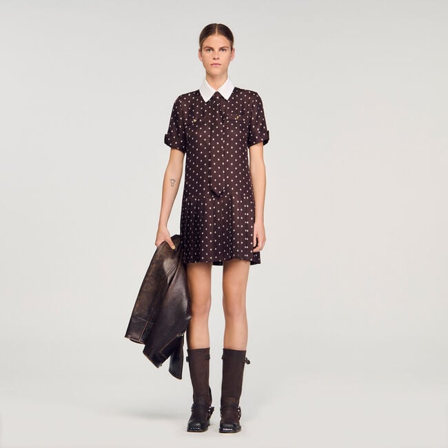 Vestido corto satinado estampado