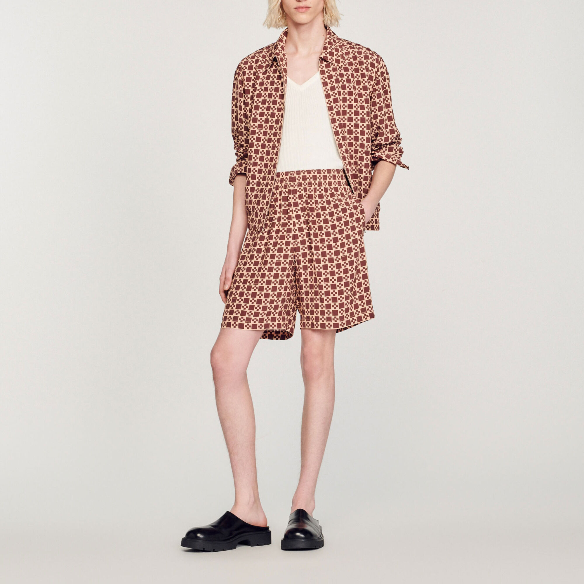 Pantalón corto estampado Square Cross