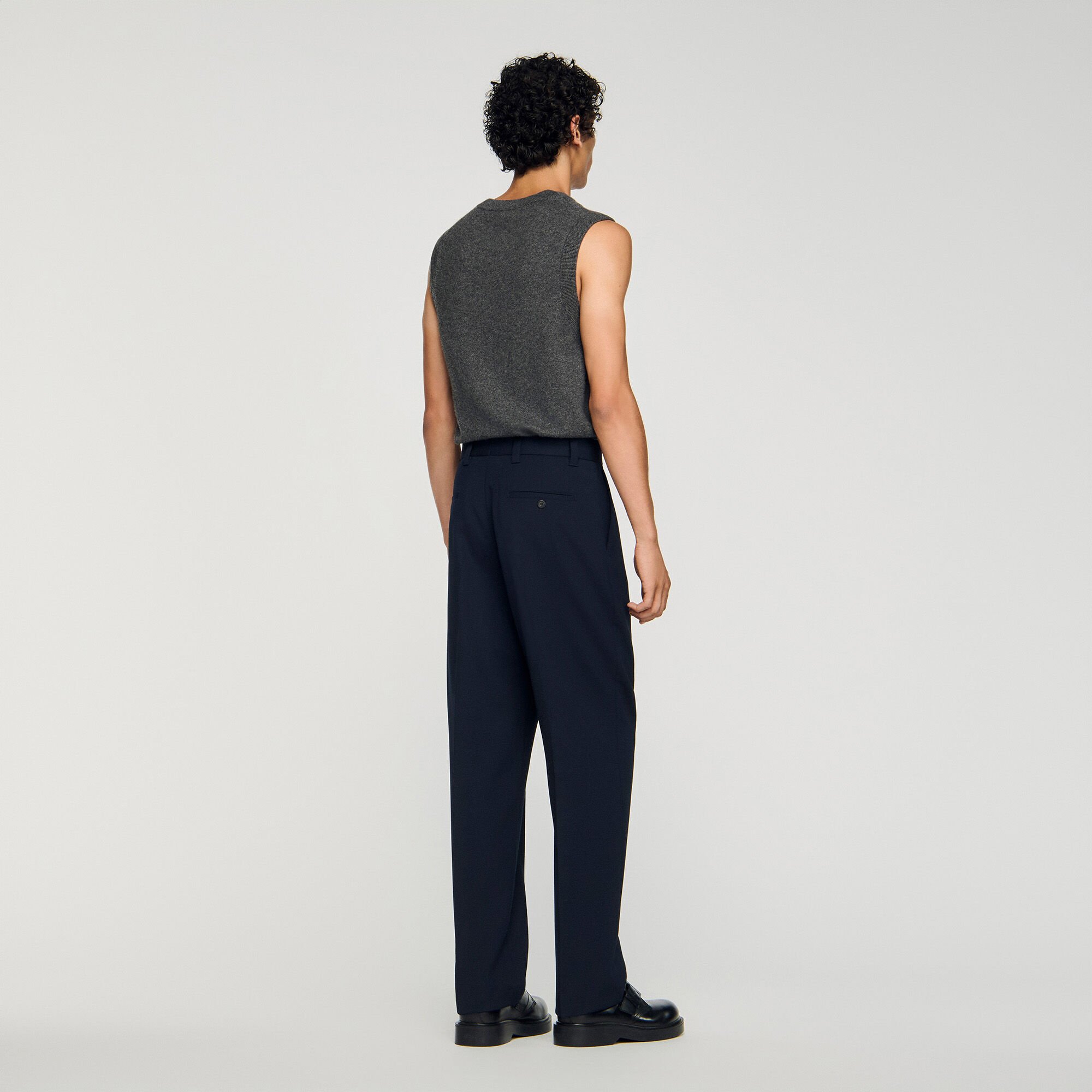Pantalón ancho