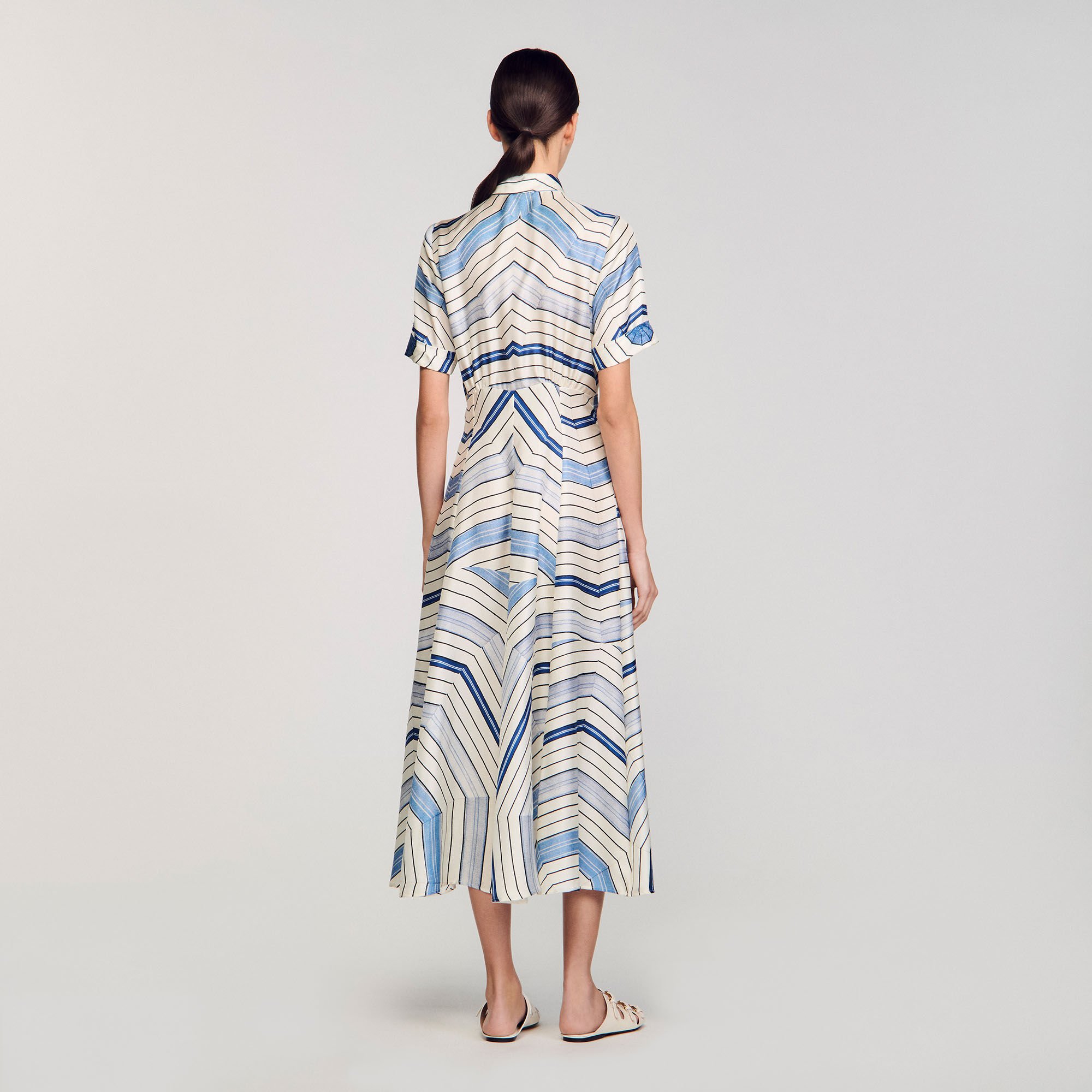 Vestido midi de seda con espirales