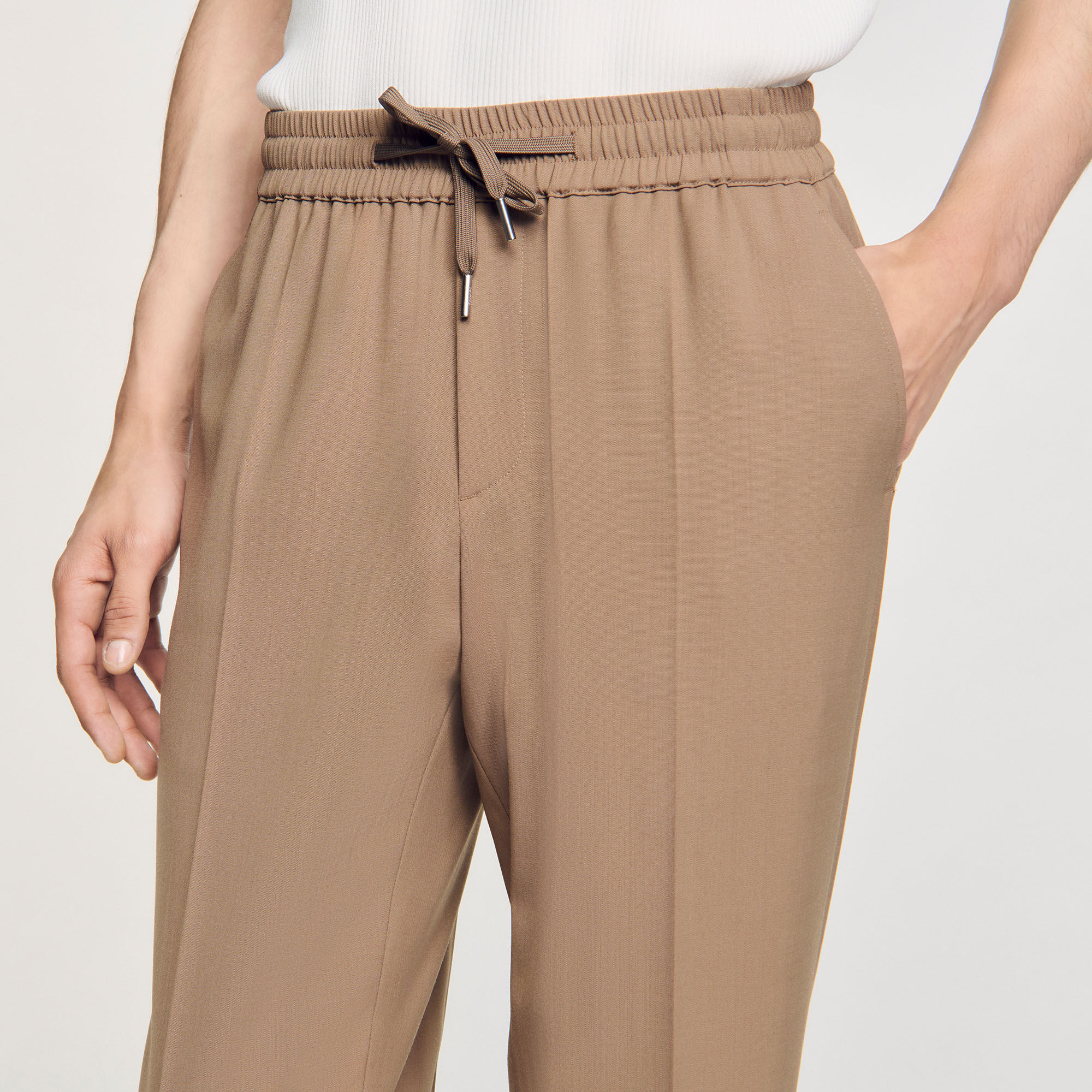 Pantalón recto elástico