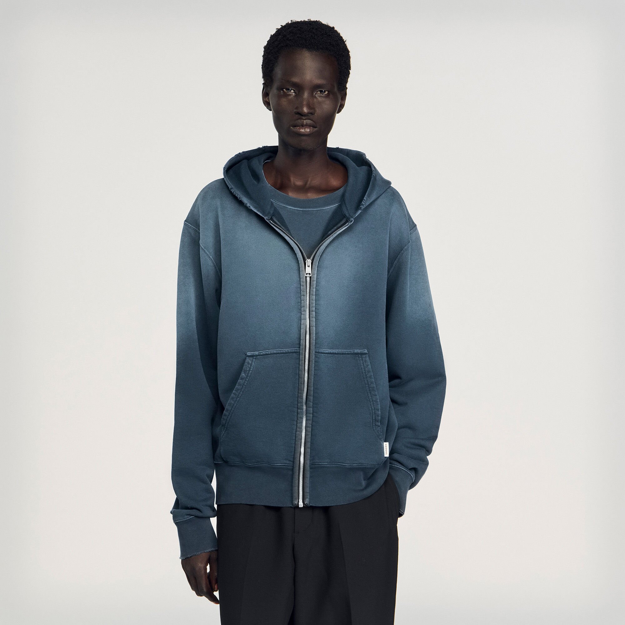 Sudadera sobredimensionada