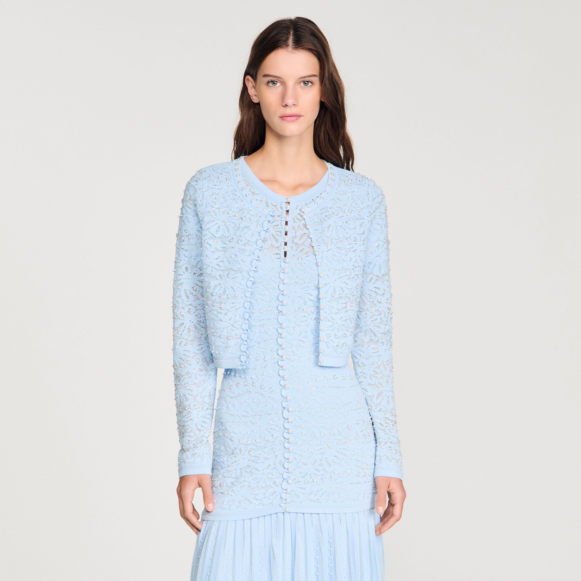 C&aacute;rdigan corto con pedrer&iacute;a