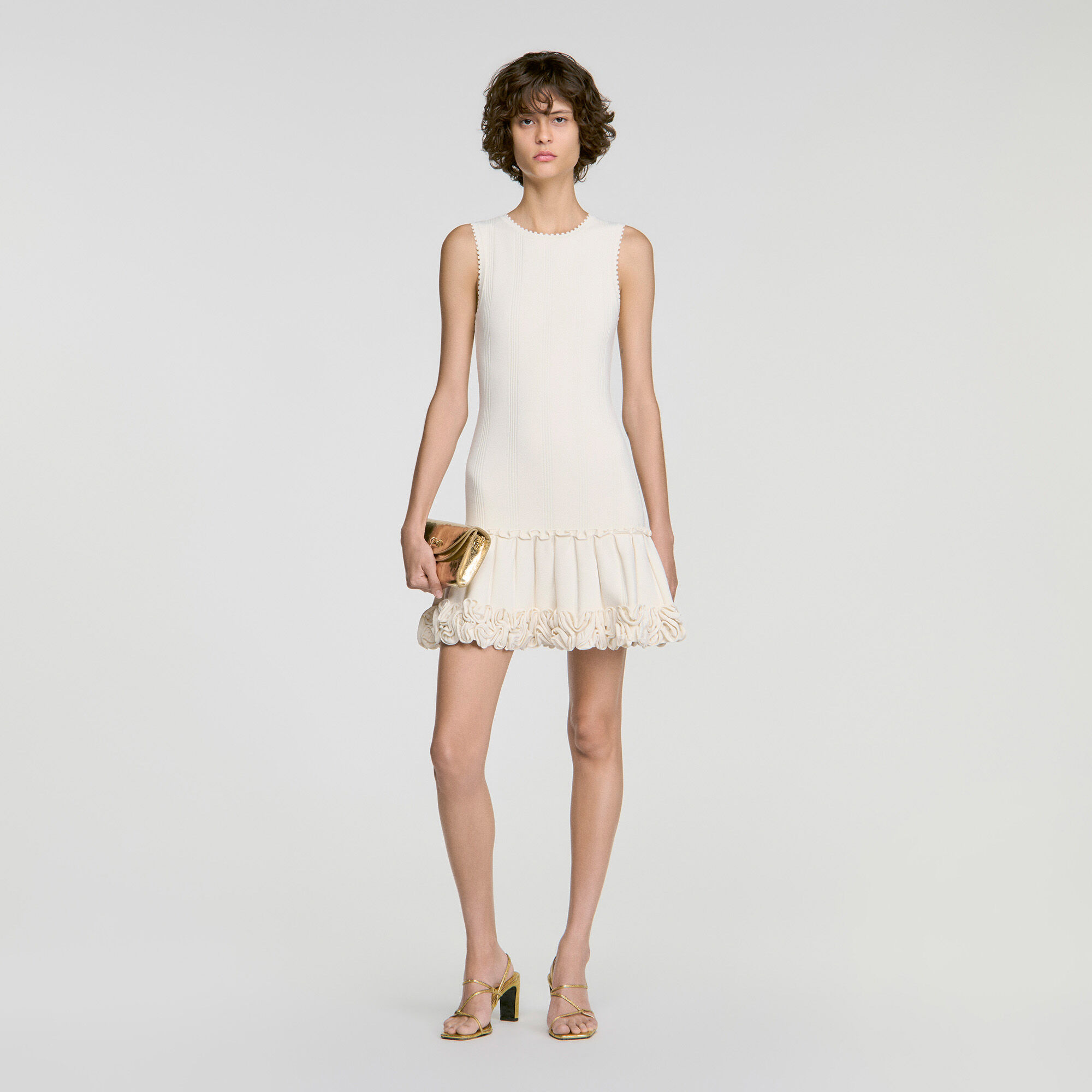 Vestido corto de punto de flores