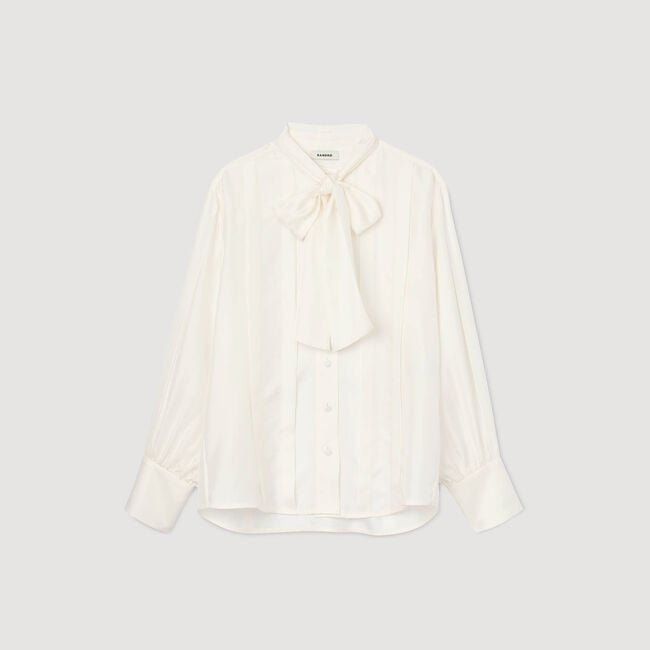 Camisa de seda con lavallière